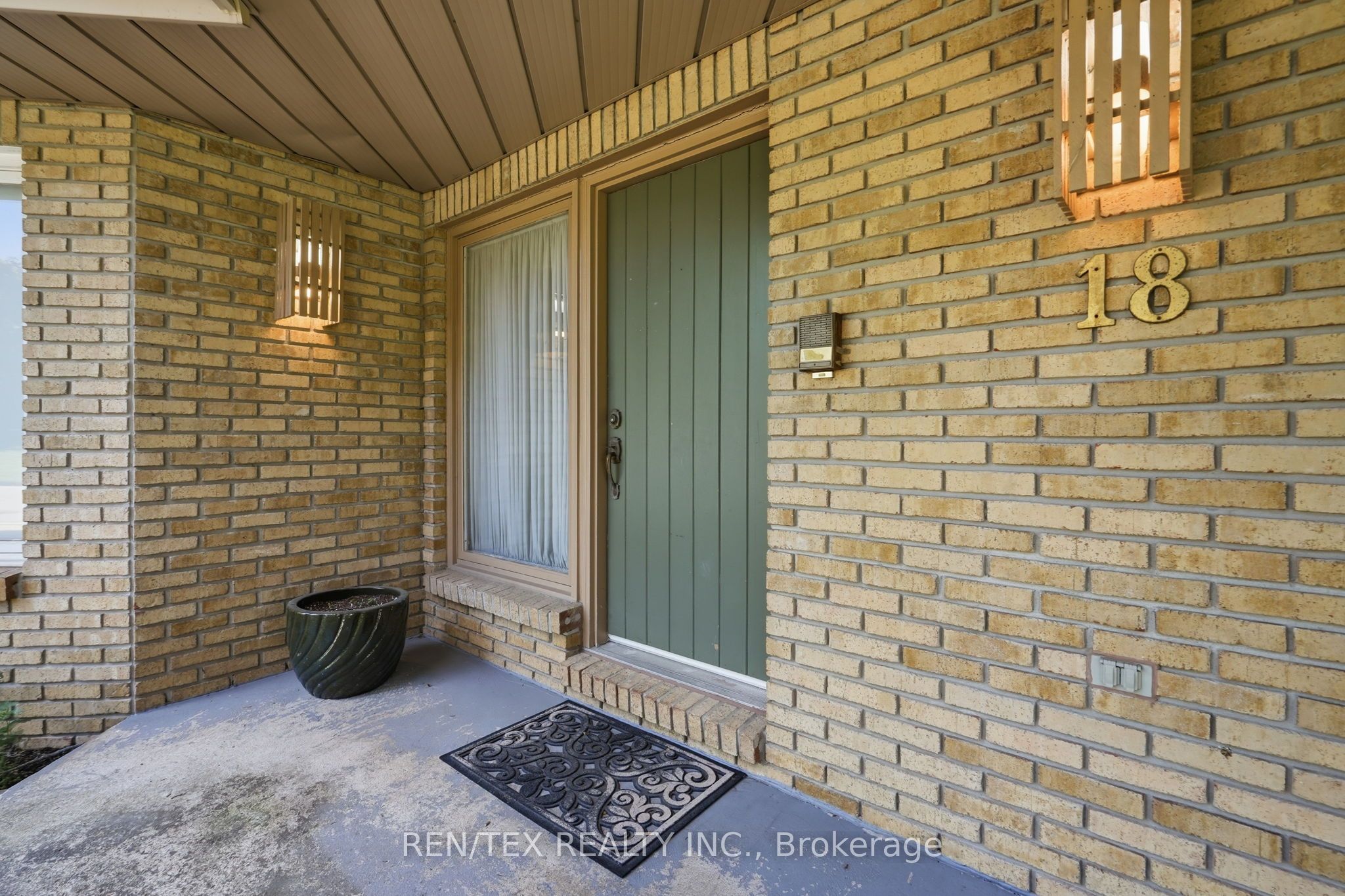 18 Curtis Crescent, King 3