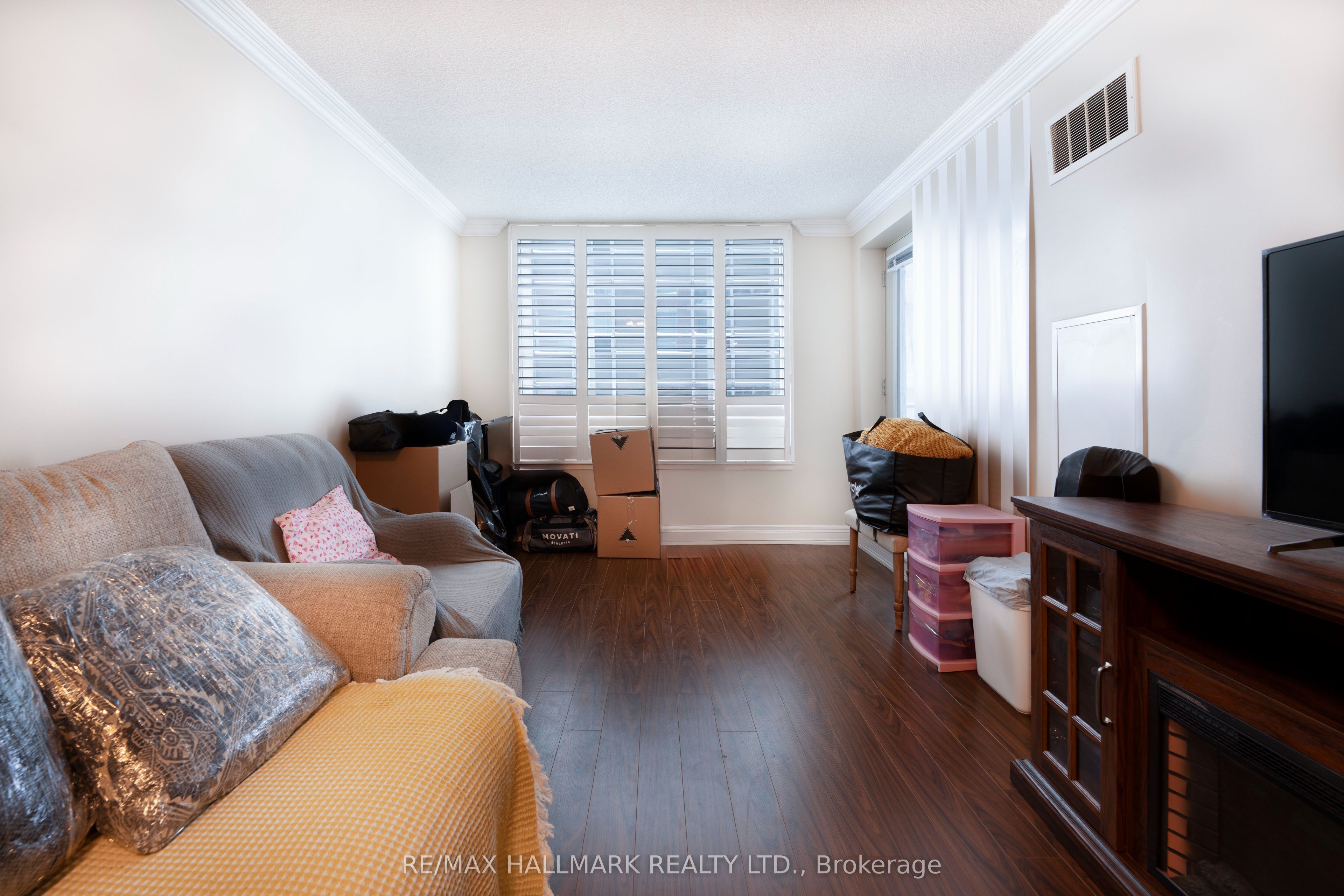 Unit 316 - 62 Suncrest Boulevard, Markham 3