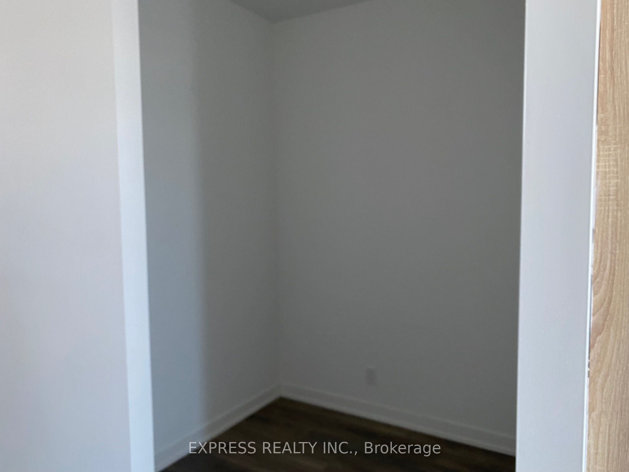 Unit 608 - 7950 Bathurst Street, Vaughan 4