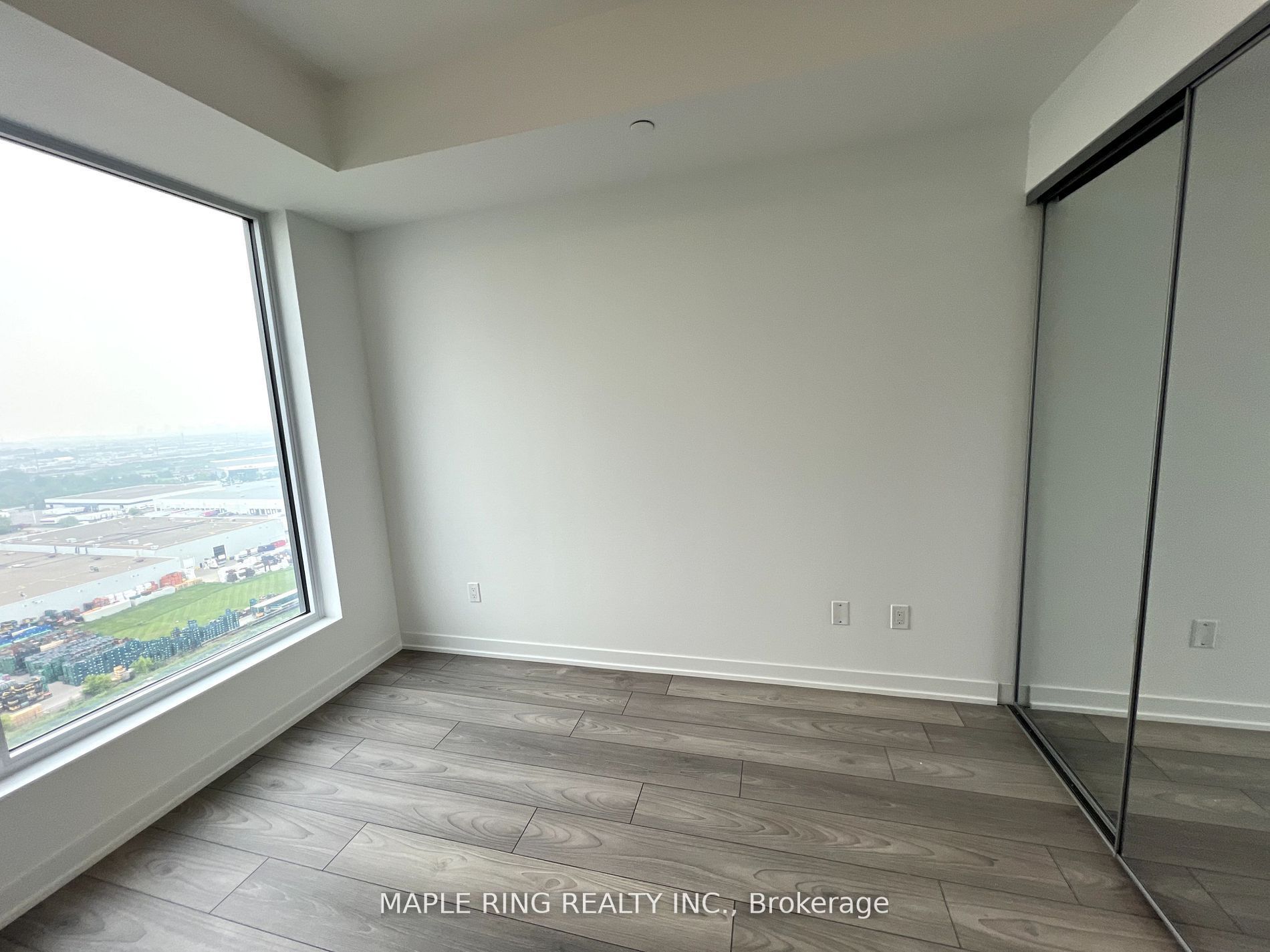 Unit 1908 - 474 Caldari Road, Vaughan 2