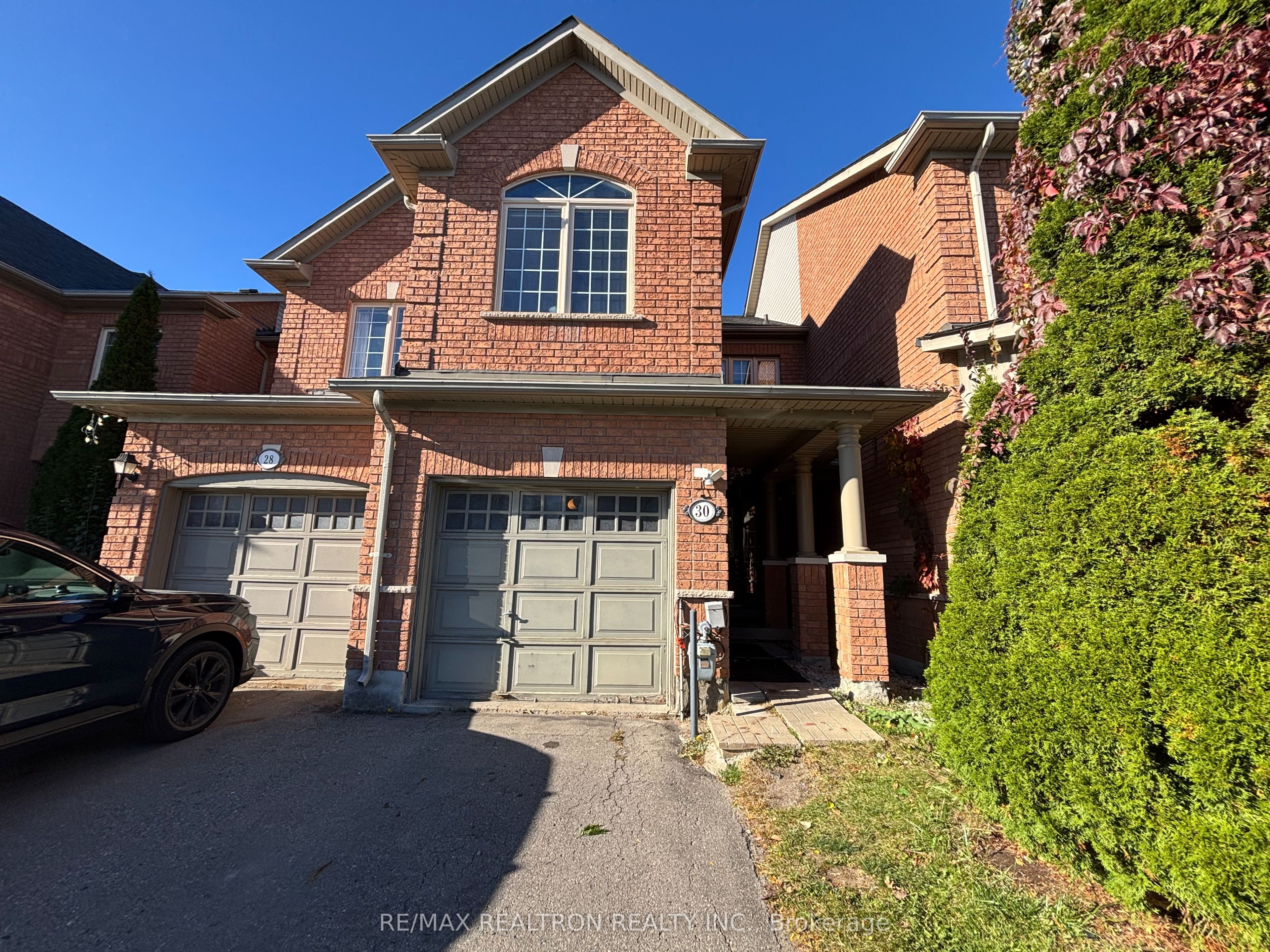 30 Venture Avenue, Richmond Hill 2
