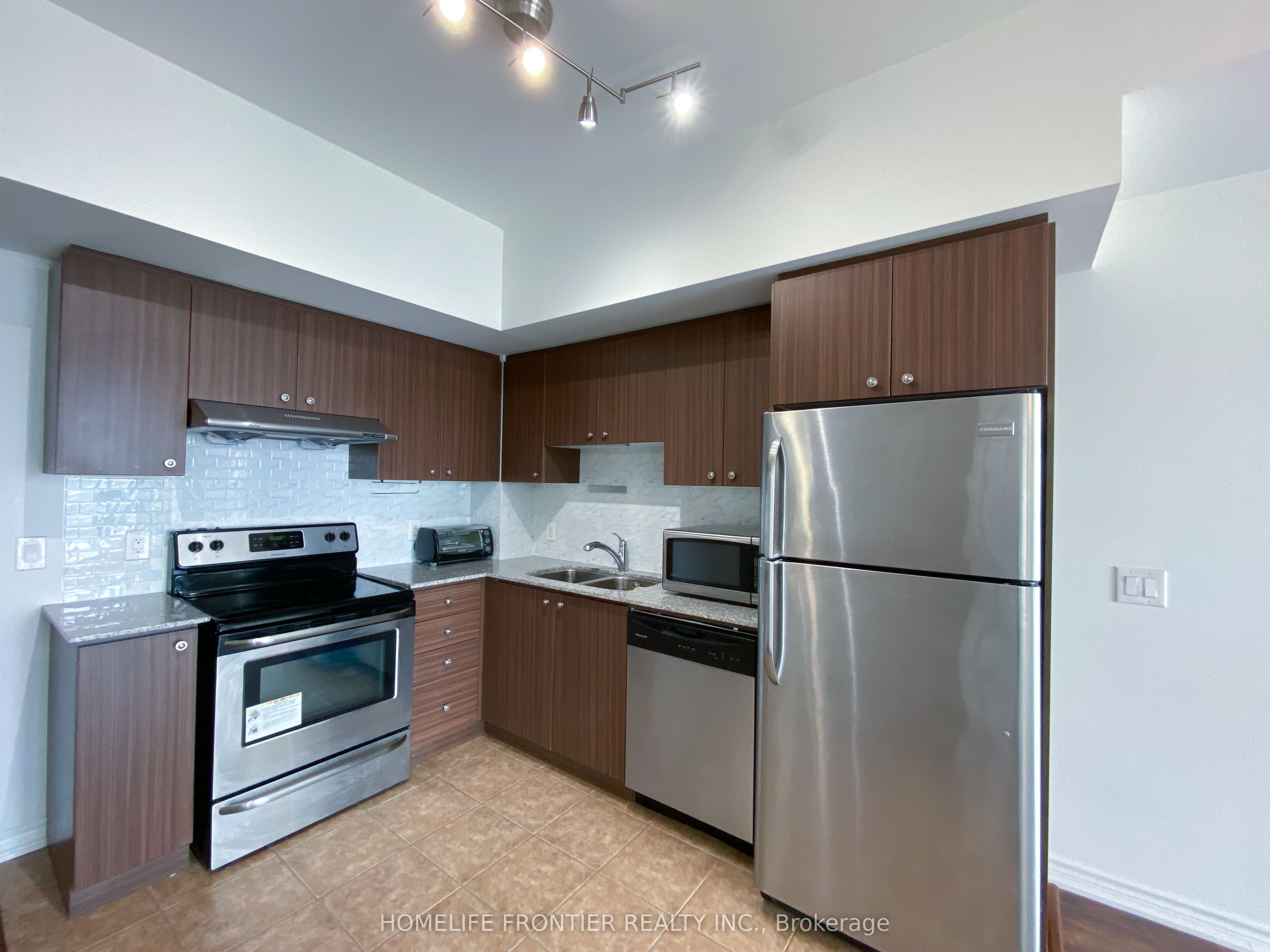 Unit 1025 - 8323 Kennedy Road, Markham 5