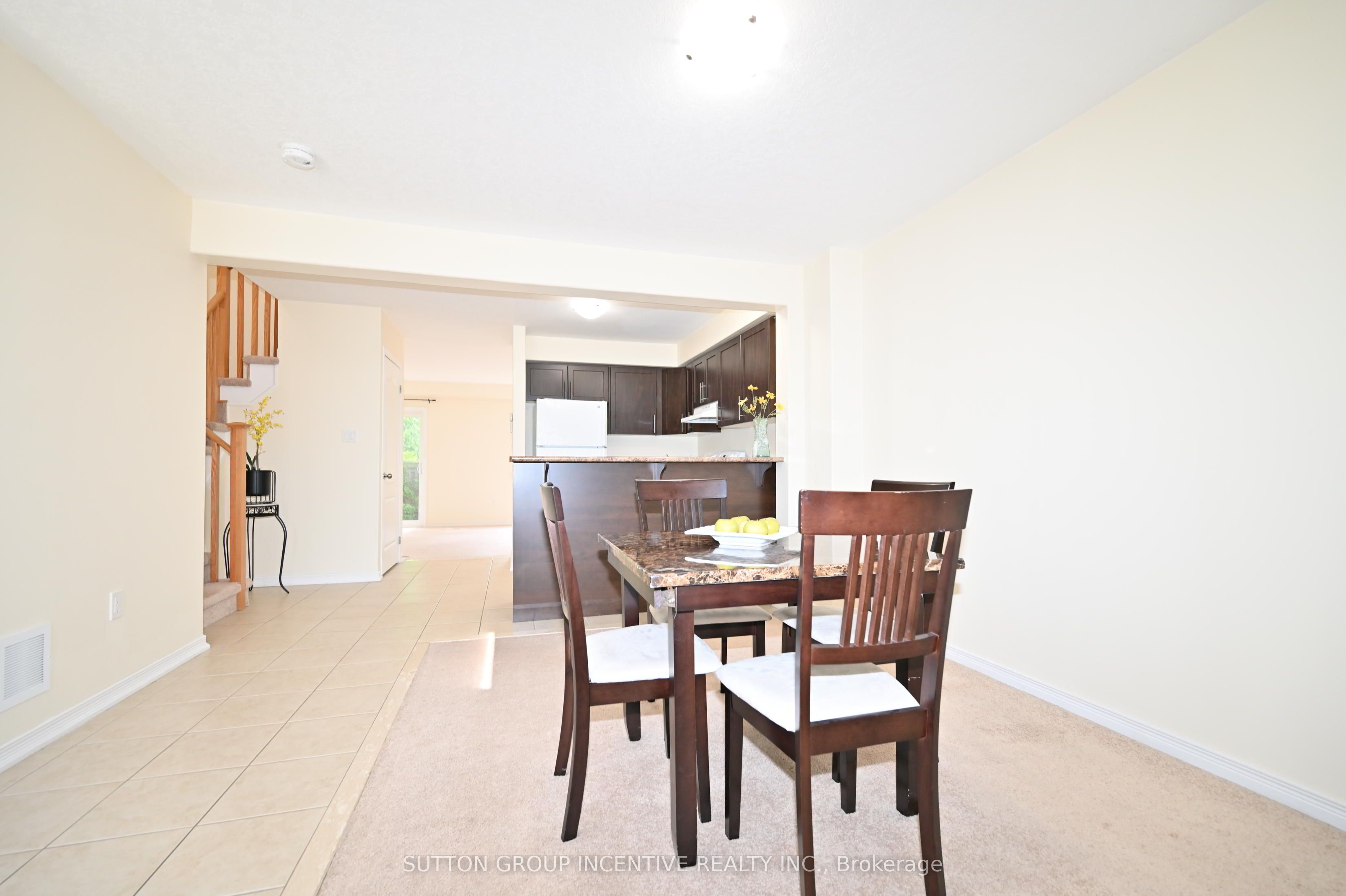 Unit 29 - 90 SOVEREIGN'S Gate, Barrie 5