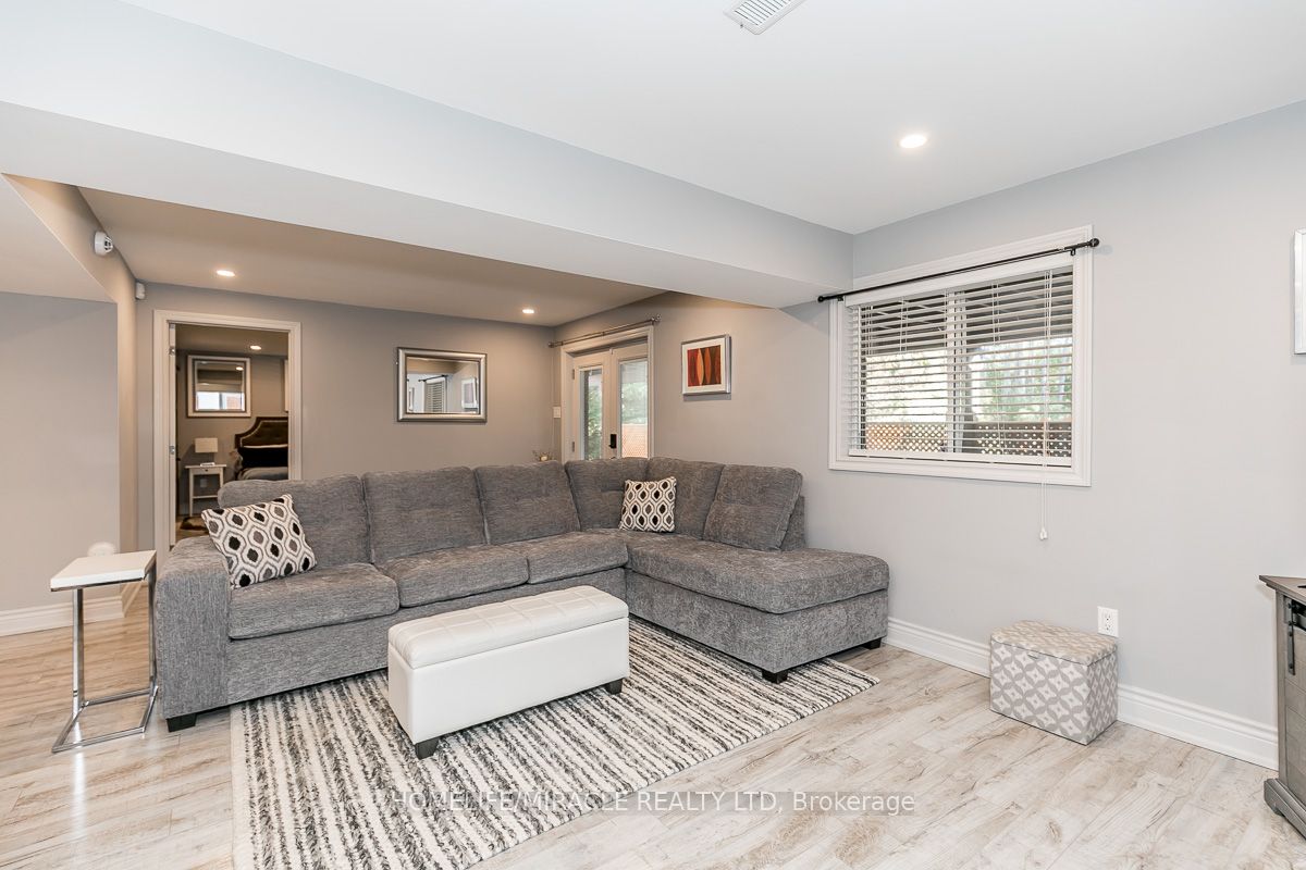 Unit Basement - 60 Edwards Drive, Barrie 4