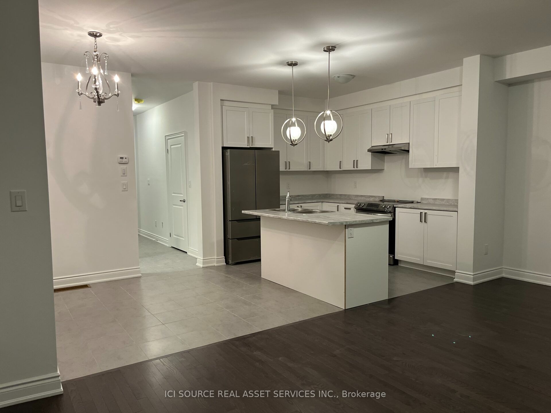 8 Autumn Drive, Wasaga Beach 2