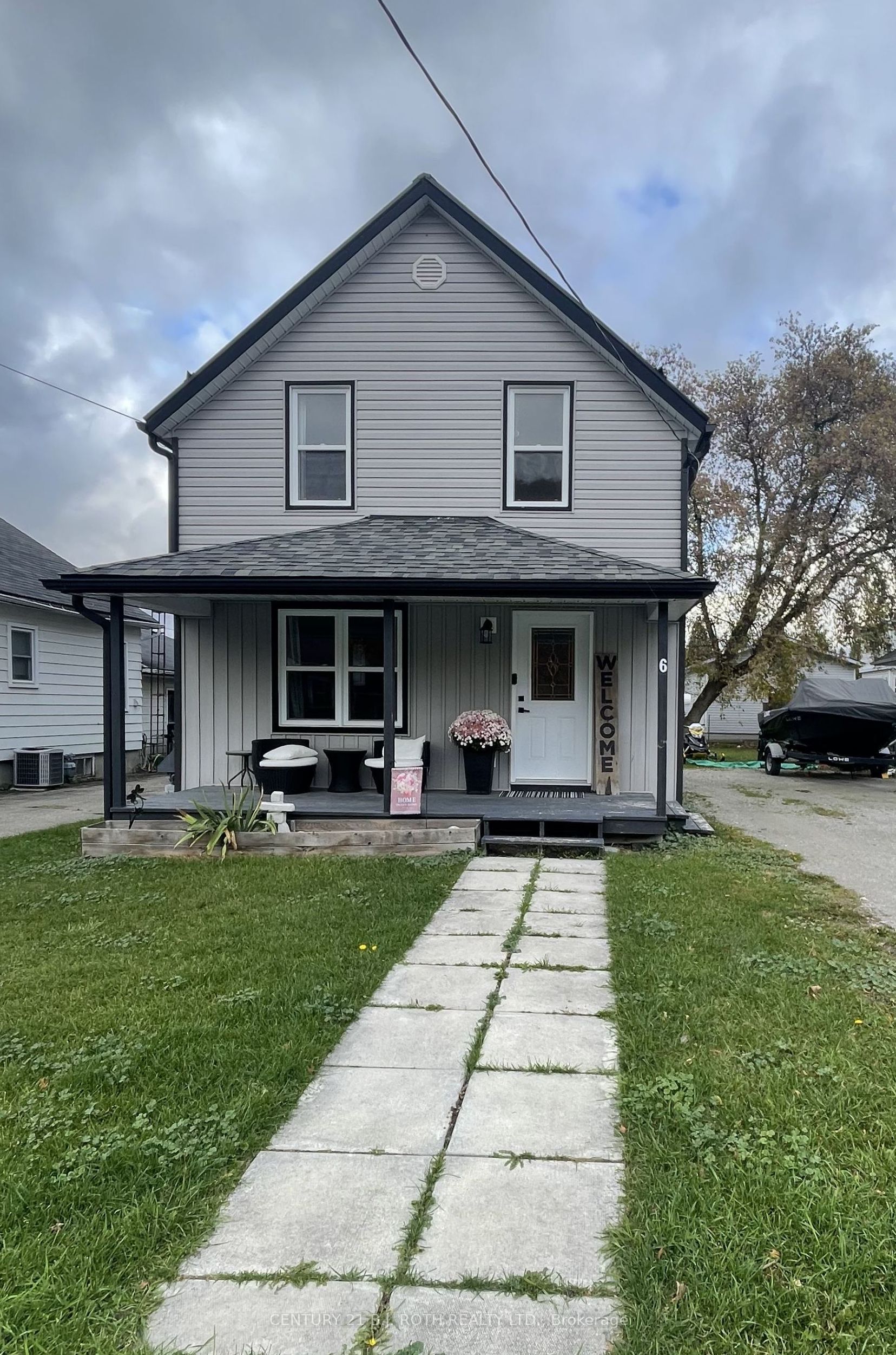 6 Stone Street, Springwater 2
