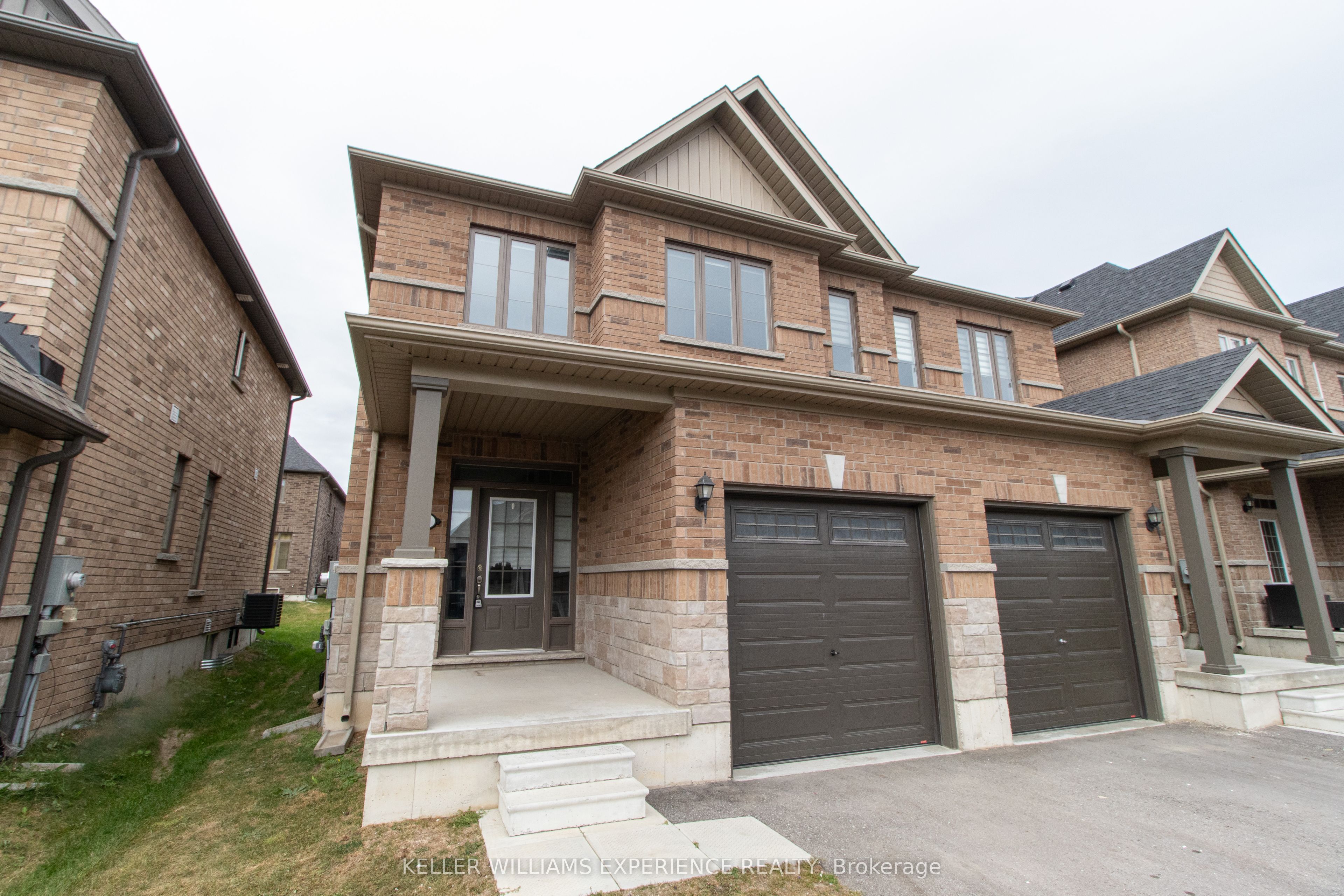 55 Copperhill Heights, Barrie 2