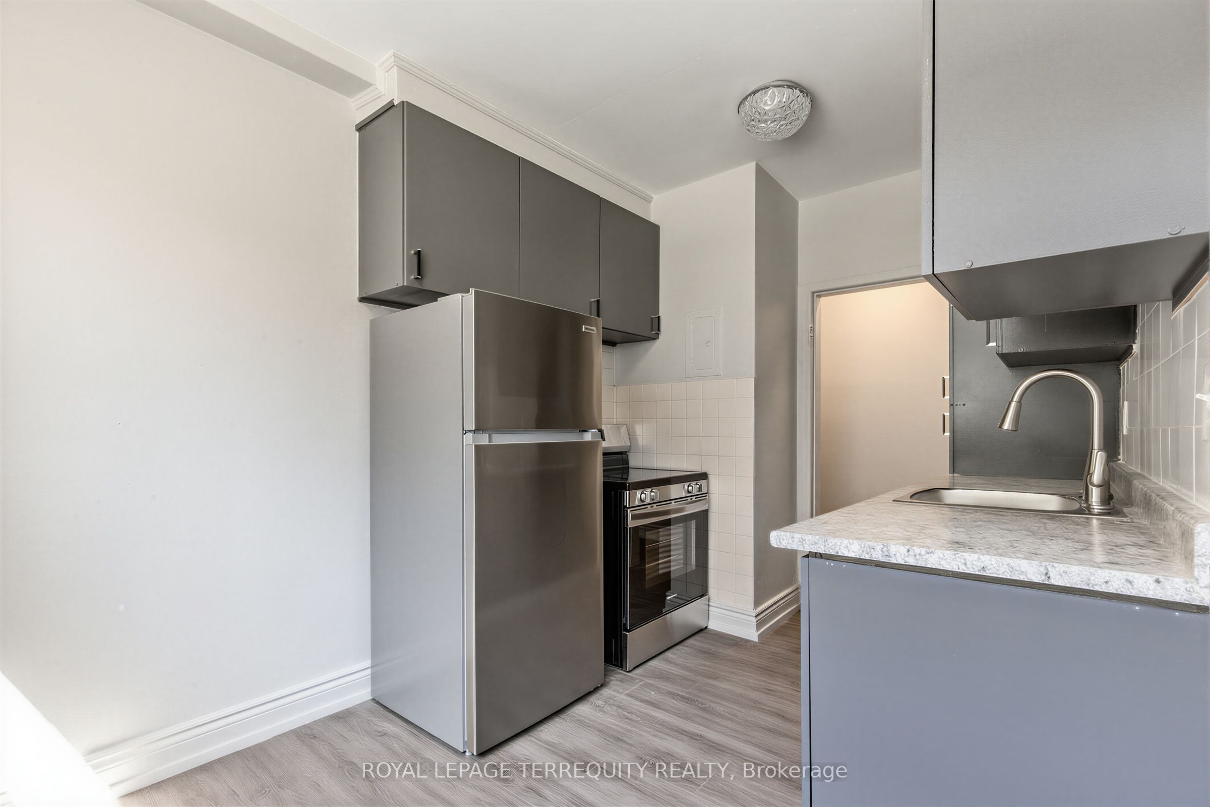 Unit 3 - 2550 Keele Street, North York 3