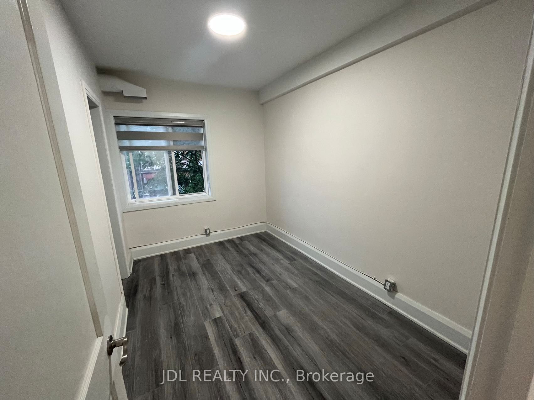 Unit 5 - 5 Sorauren Avenue, Toronto 5