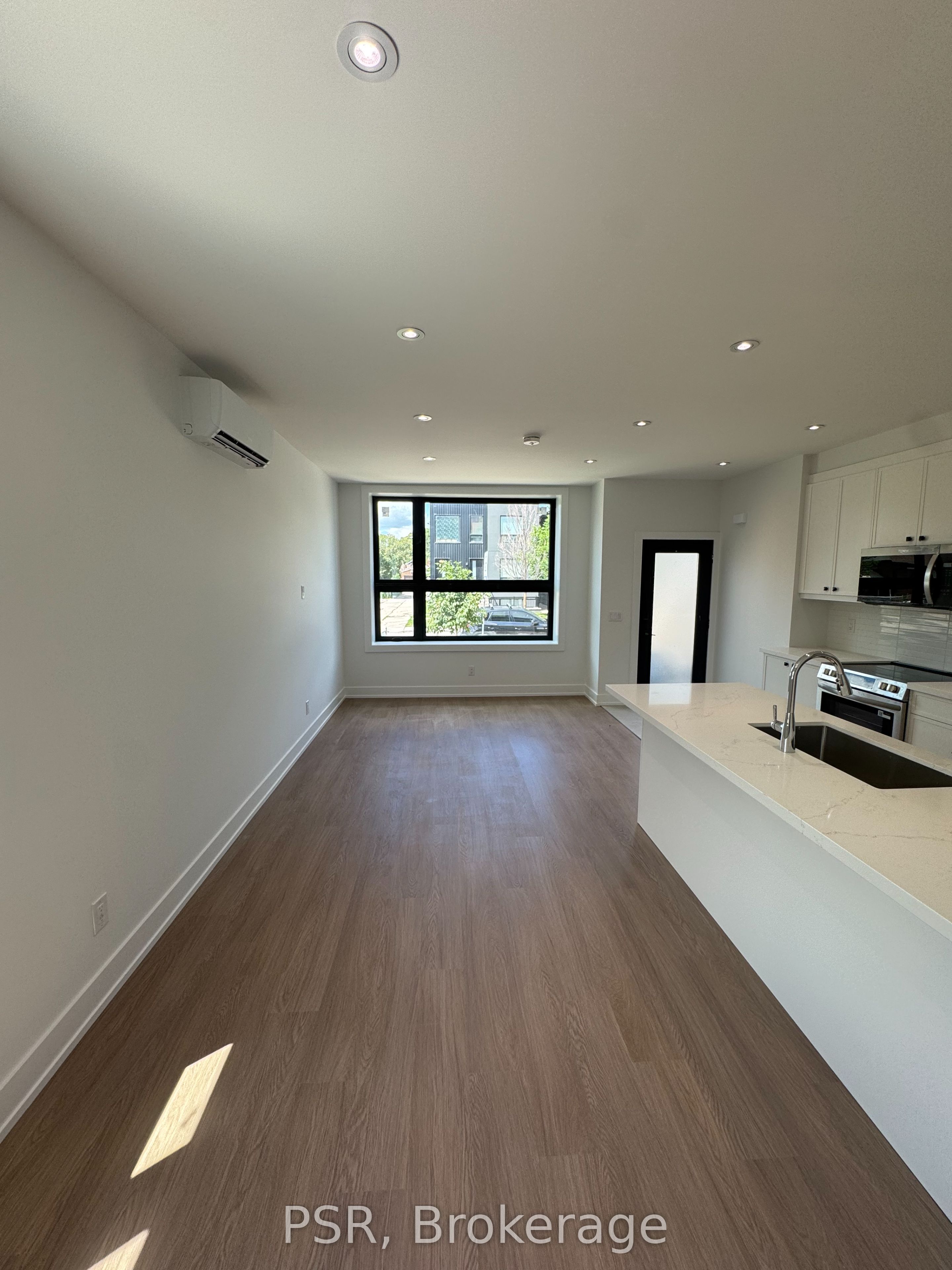 Unit Main - 99 Ypres Road, Toronto 4