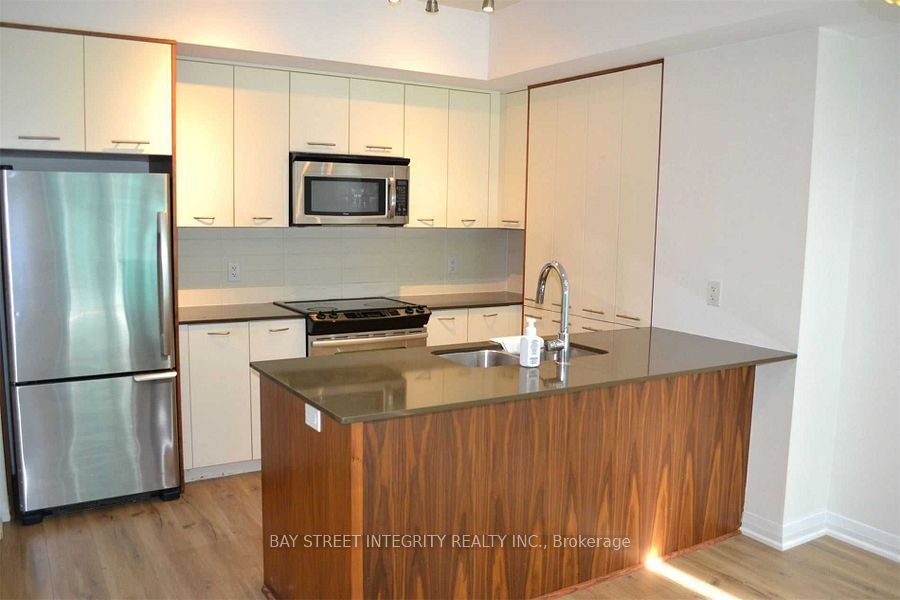 Unit 60 - 27 Valhalla Inn Road, Etobicoke 4