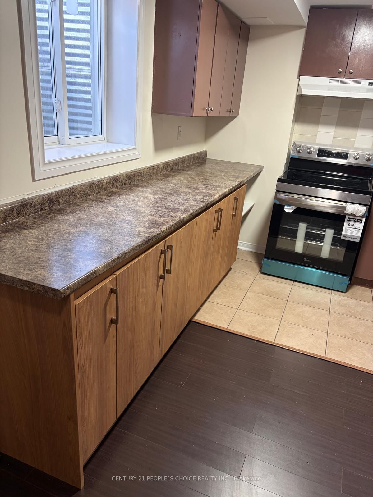 Unit Basement - 459 Pettit Trail, Milton 5