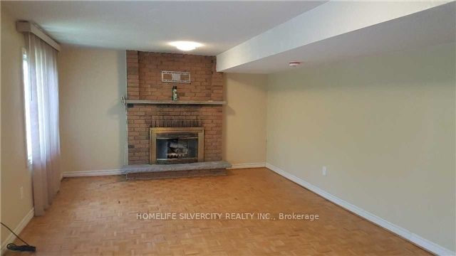 Unit 2 - 23 Claypine Trail, Brampton 2
