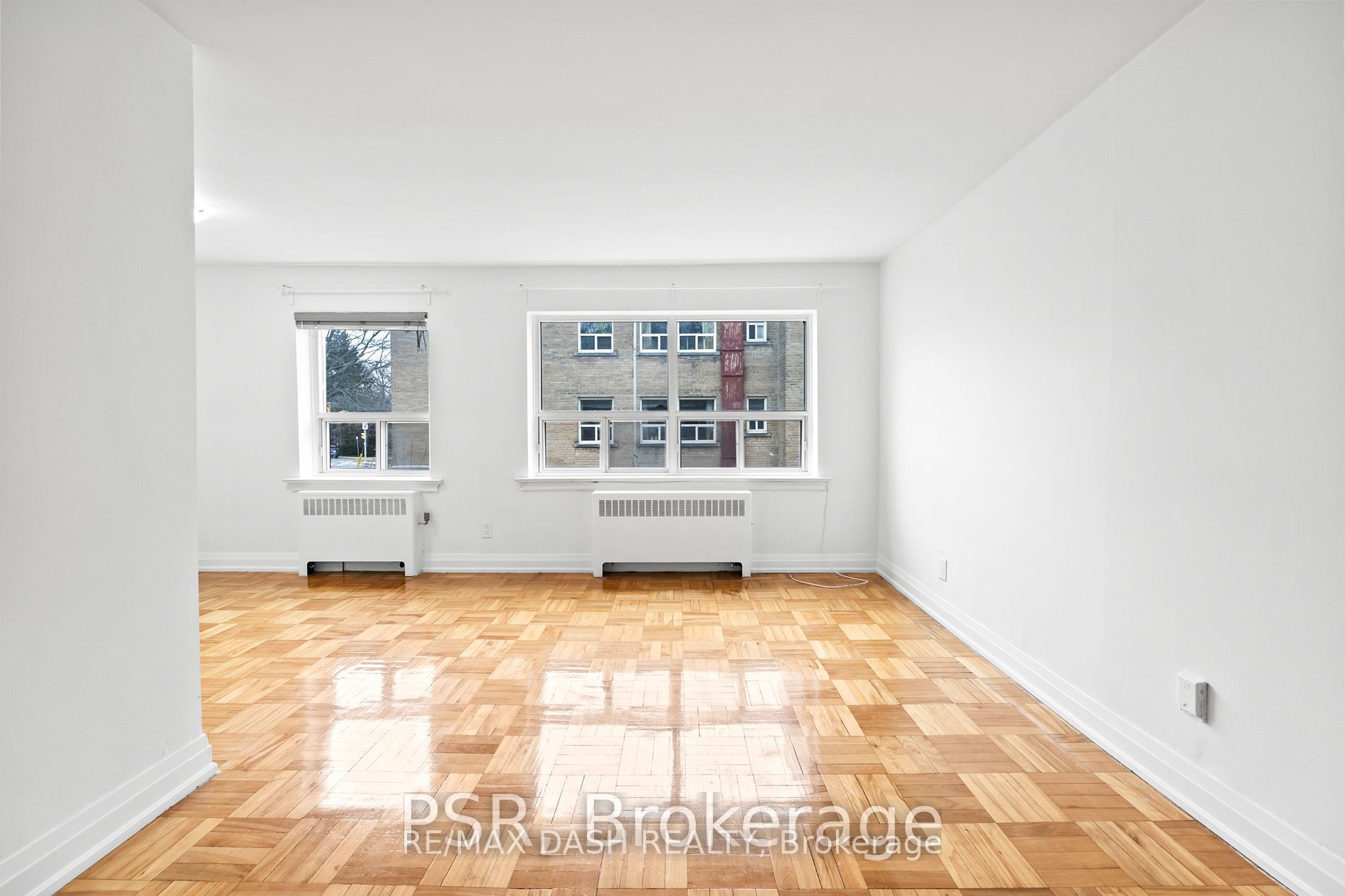 Unit 18 - 69 Old Mill Terrace, Etobicoke 2