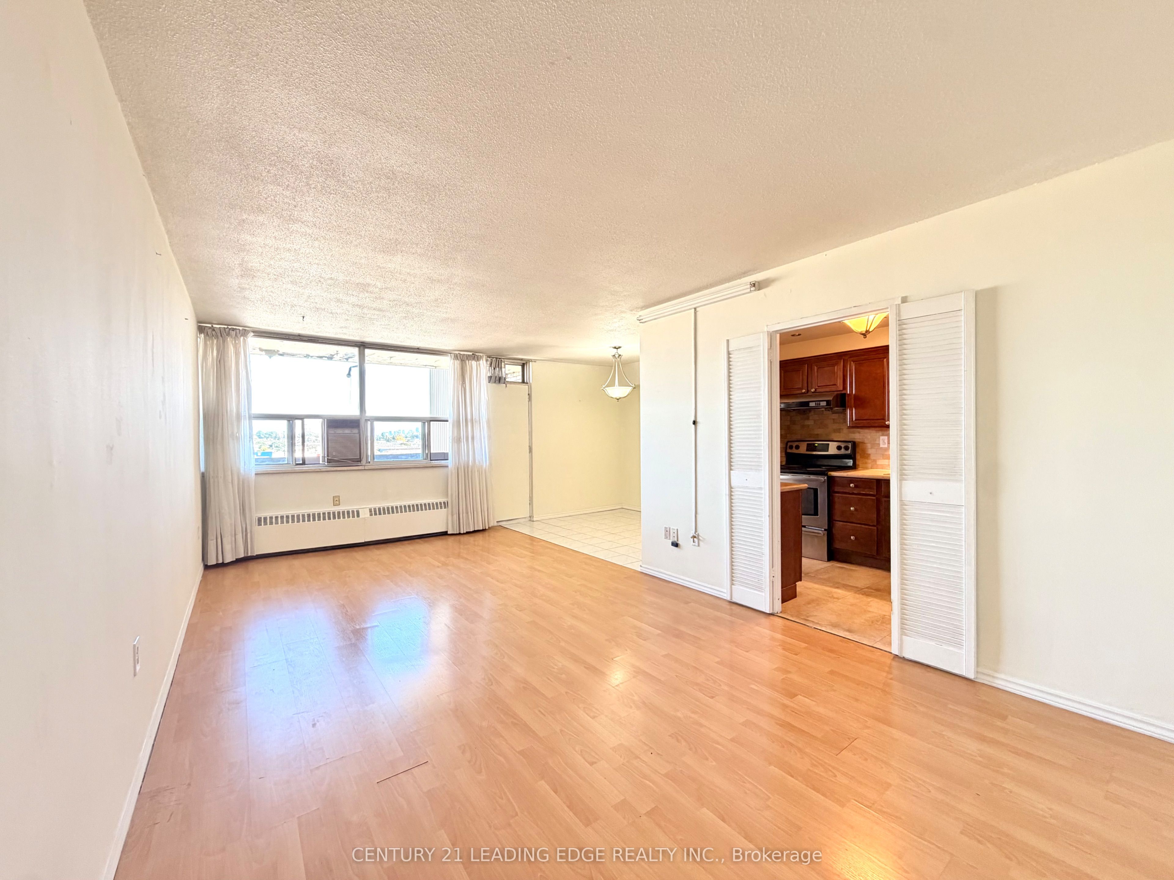 Unit 1007 - 1455 Lawrence Avenue W, North York 3