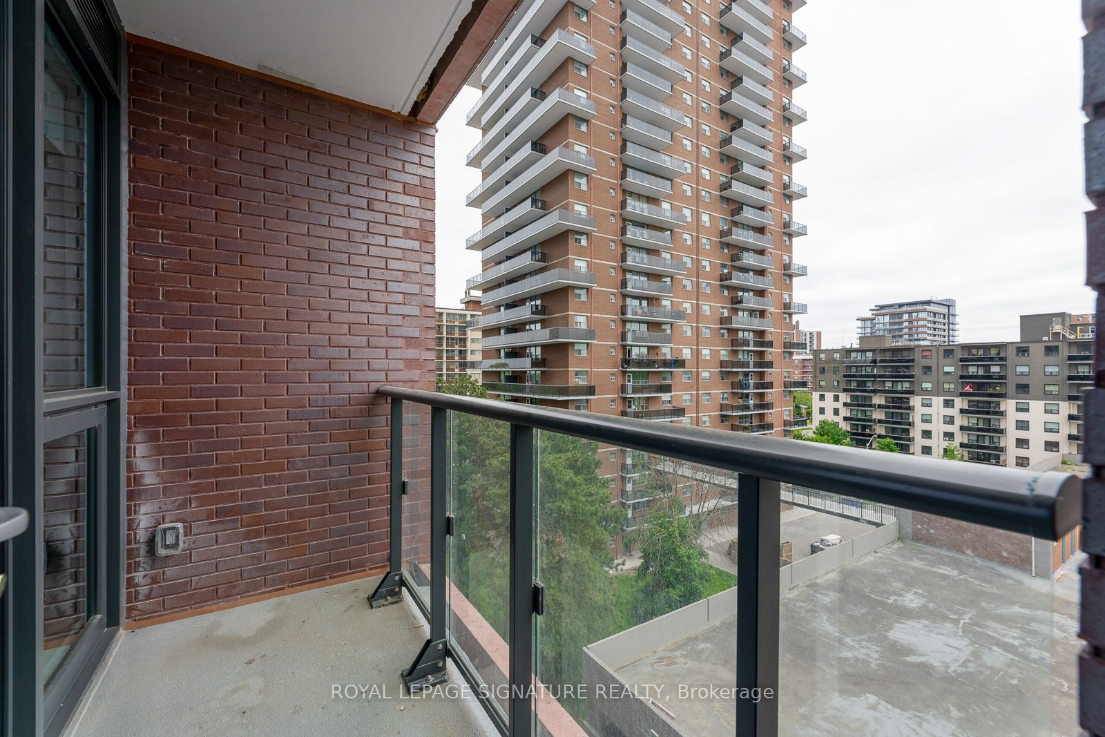 Unit 518 - 28 Ann Street, Mississauga 2