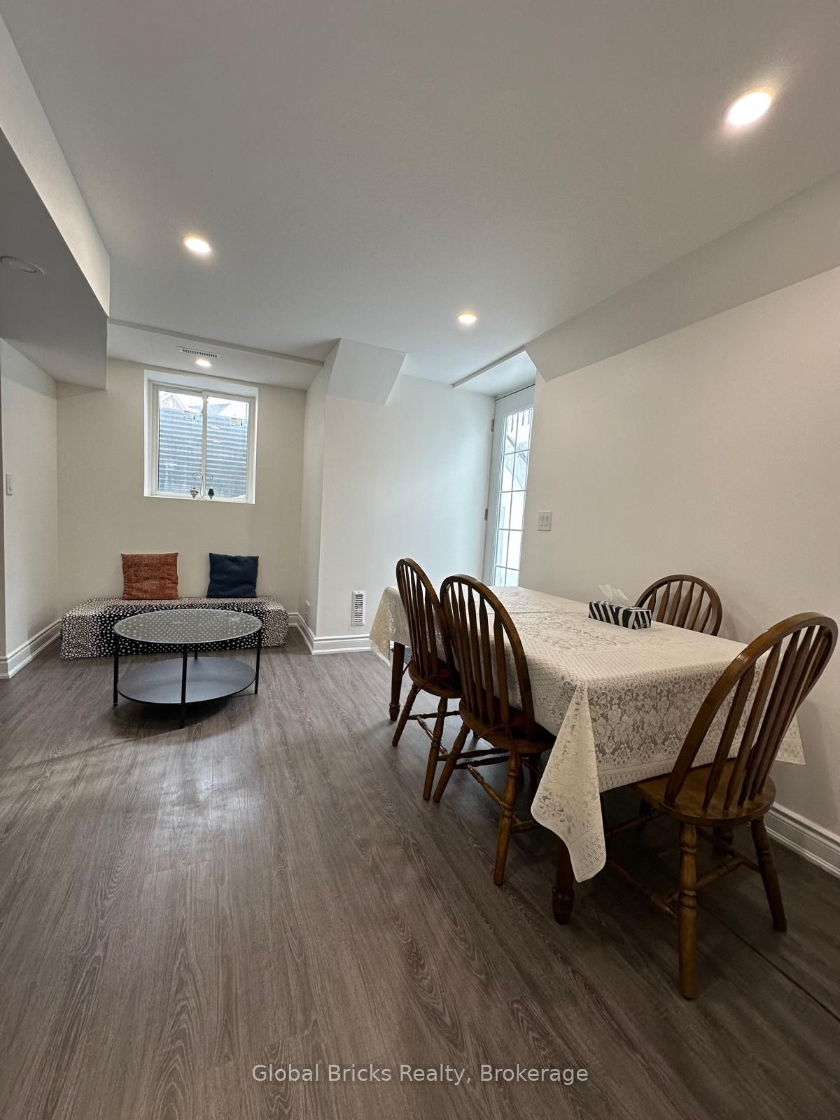 Unit Basement - 63 Rockbrook Trail, Brampton 4