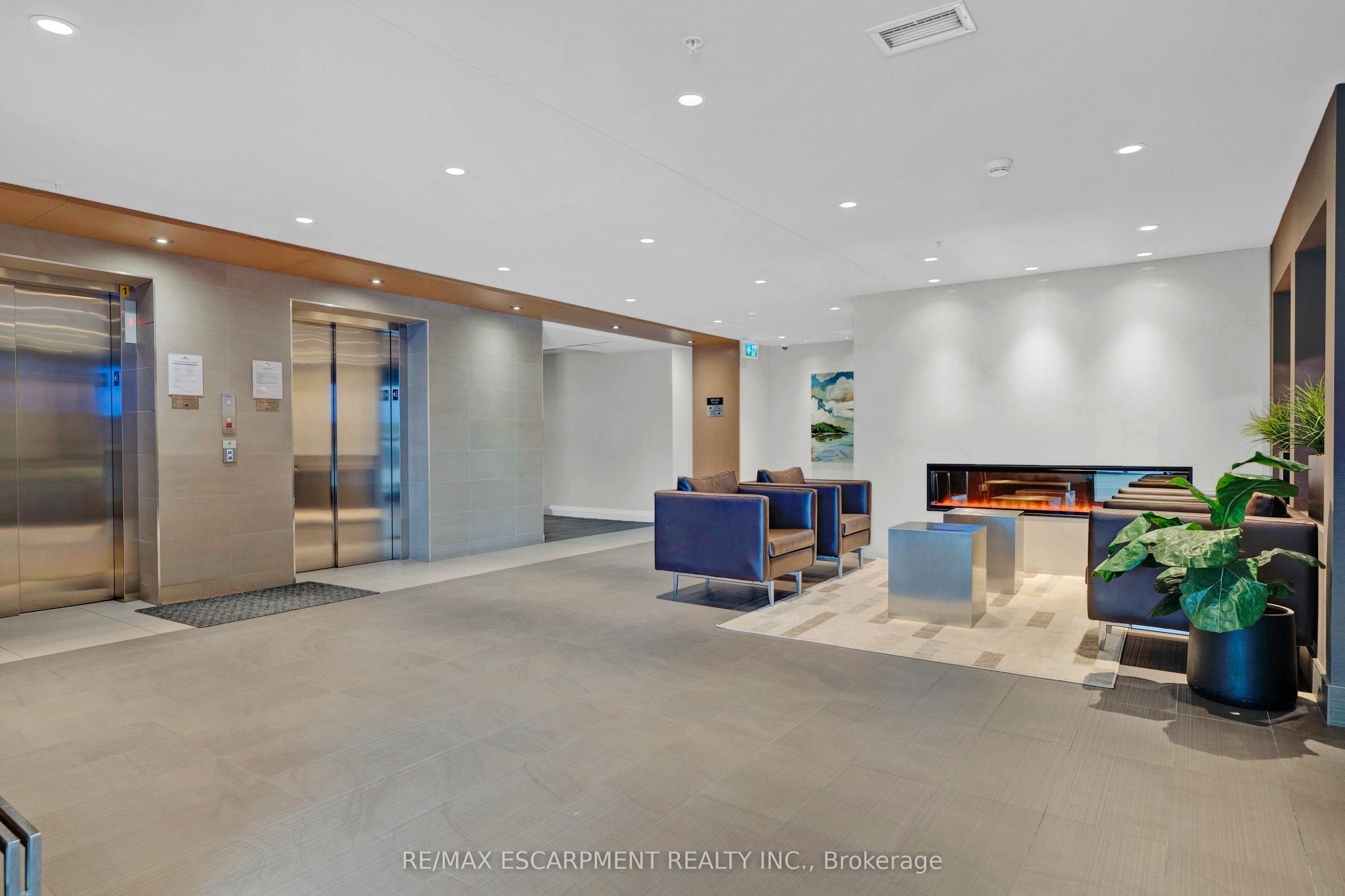Unit 101 - 1105 LEGER Way, Milton 3