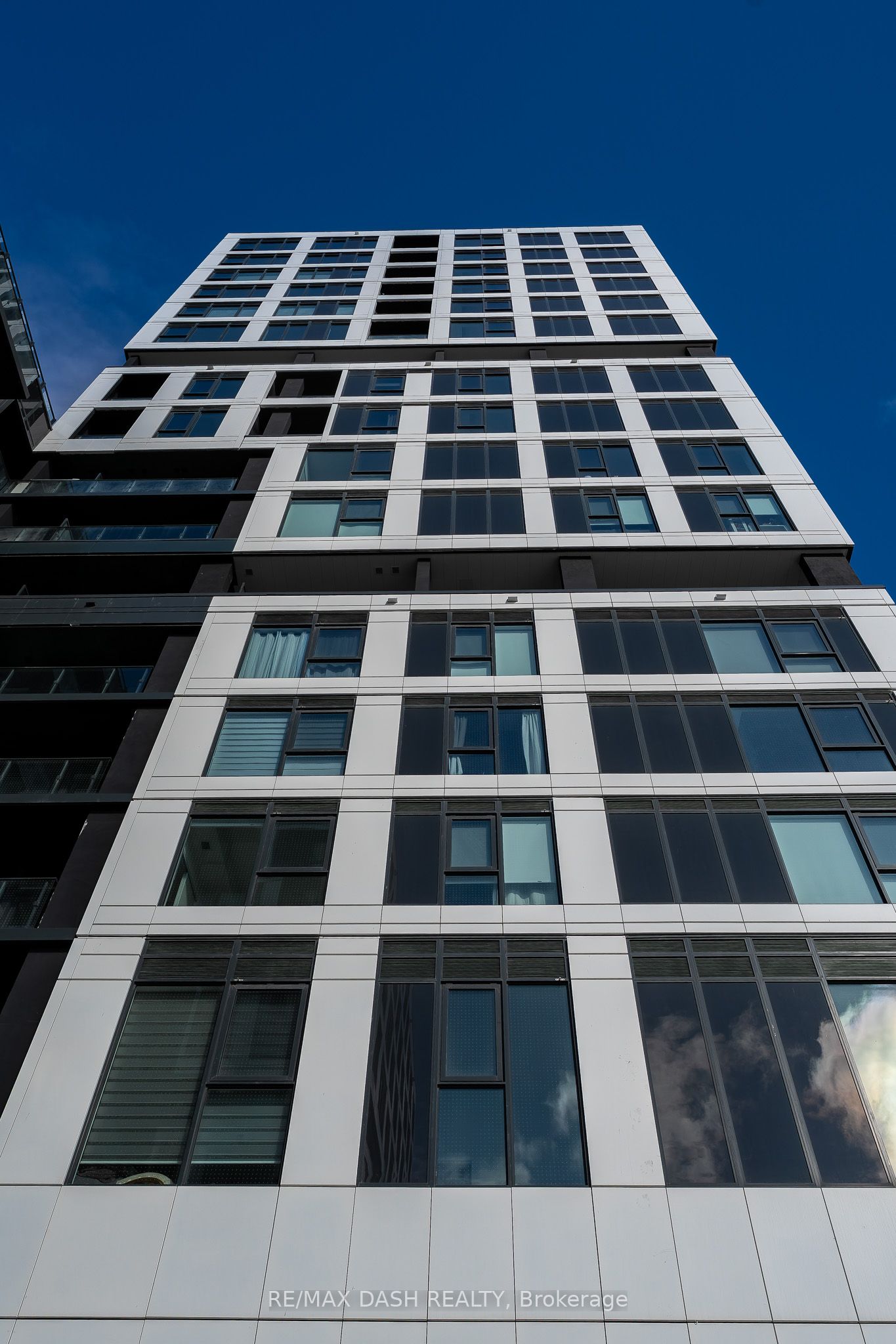 Unit 1001 - 1007 THE QUEENSWAY Avenue, Etobicoke 3