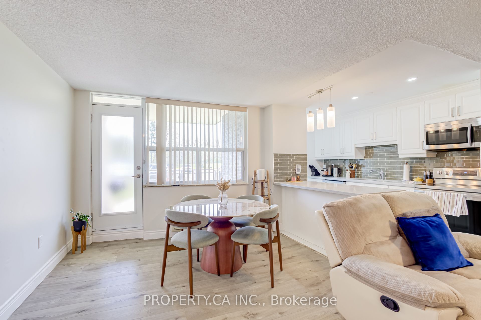 Unit 109 - 966 Inverhouse Drive, Mississauga 4