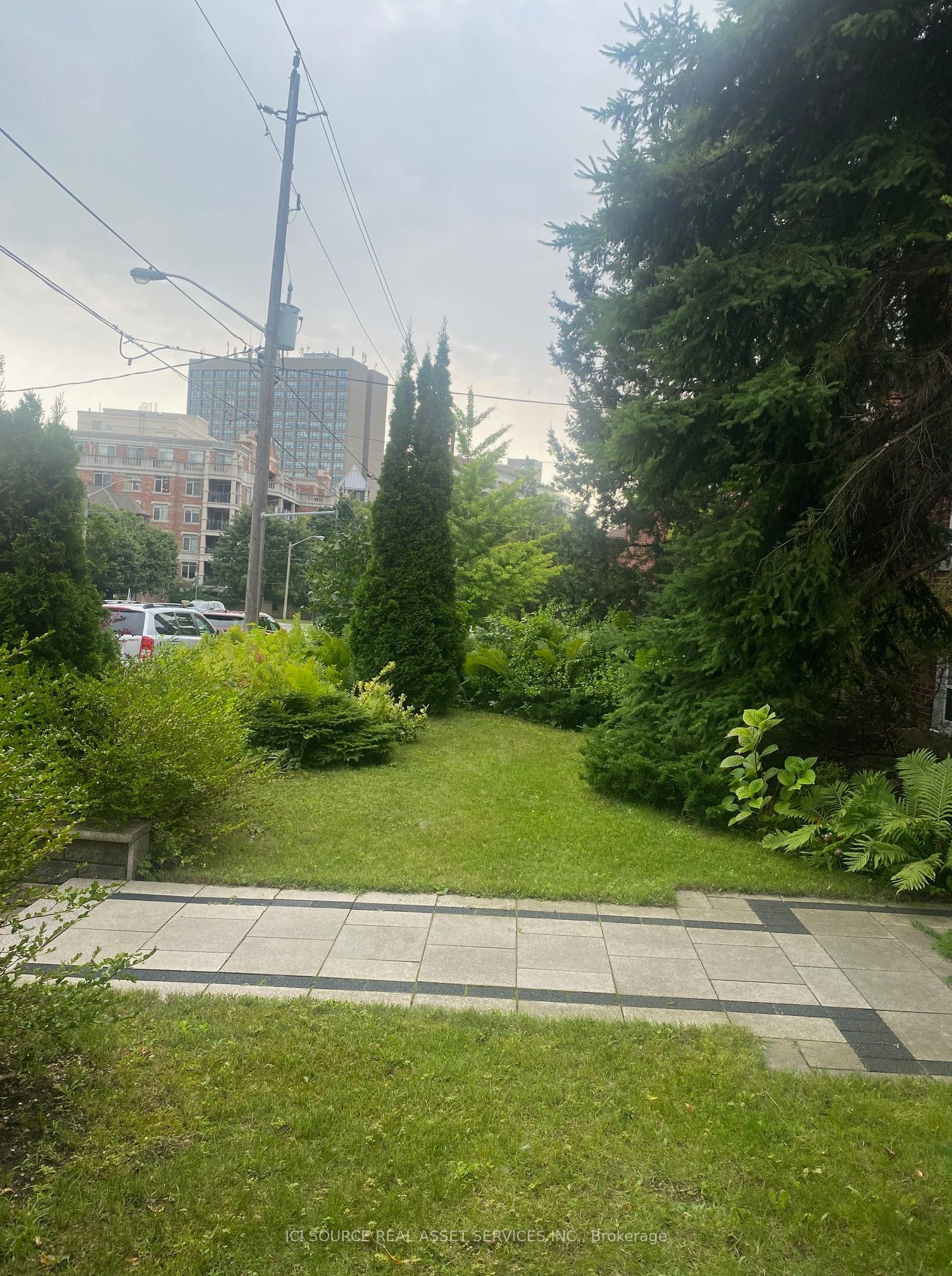 Unit 12 - 2675 Bloor Street W, Etobicoke 2