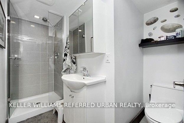 Unit Main - 2286 Dufferin Street, Toronto 5