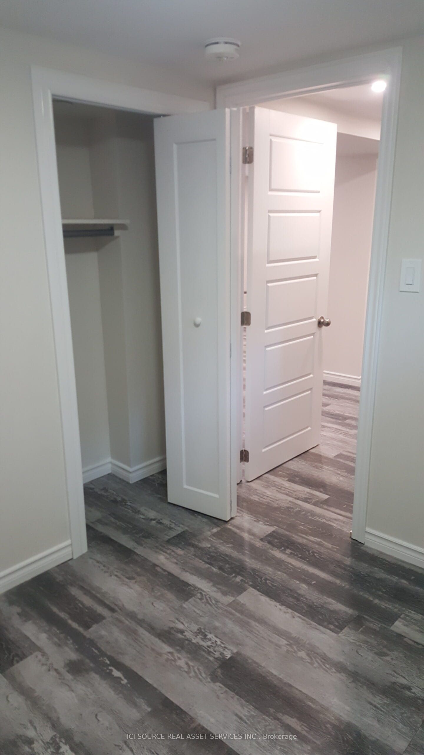 Unit 5 - 44 Bartonville Avenue W, Toronto 5