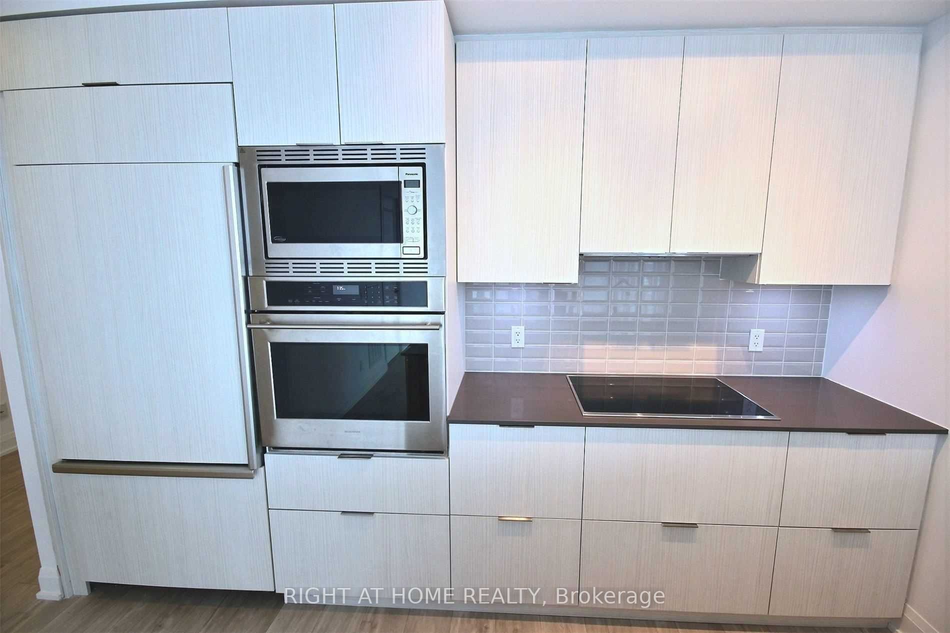 Unit 1703 - 56 Annie Craig Drive, Etobicoke 3