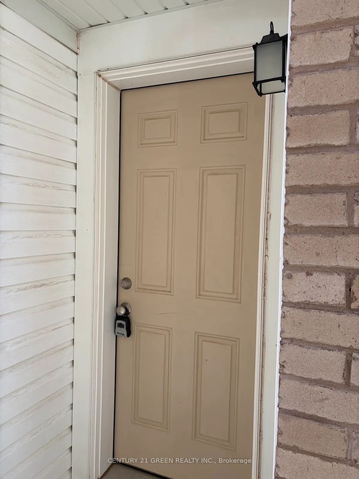 Unit Bsmt - 346 English Mill Court, Milton 2