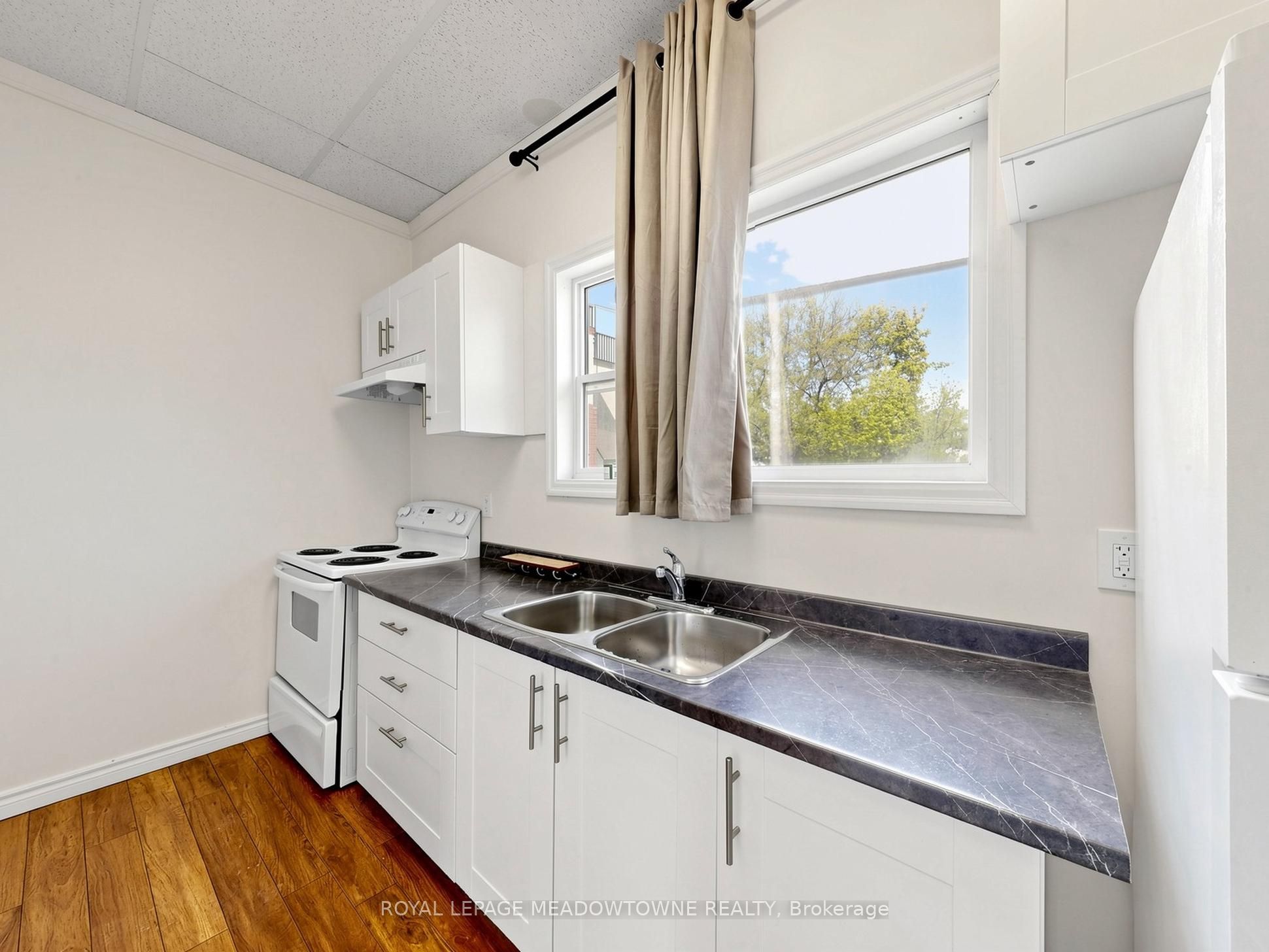 Unit 7 - 70 Mill Street, Halton Hills 4