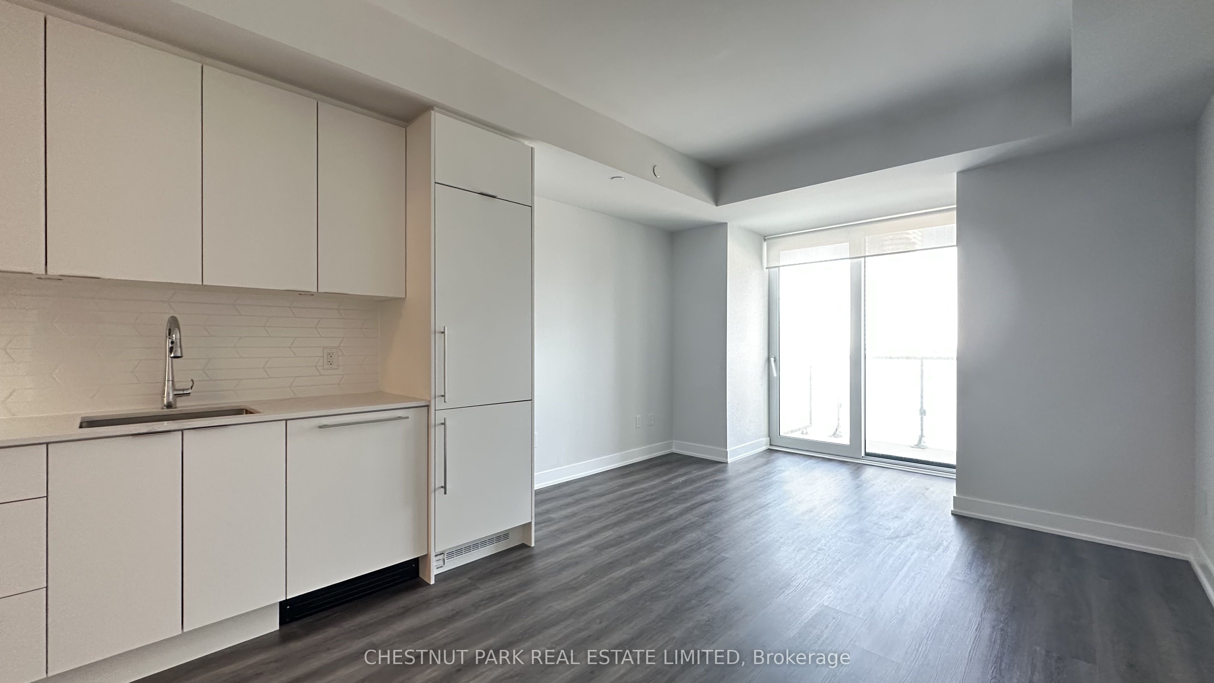 Unit 1305 - 430 Square One Drive, Mississauga 2