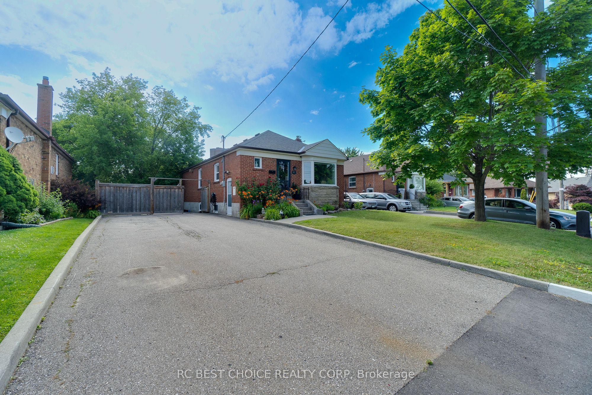 Unit Main - 45 Mayall Avenue, North York 2