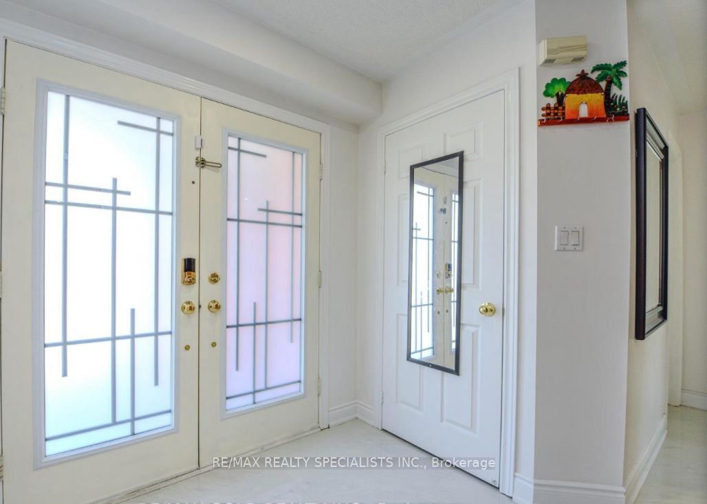 Unit Upper - 6828 Gracefield Drive, Mississauga 3