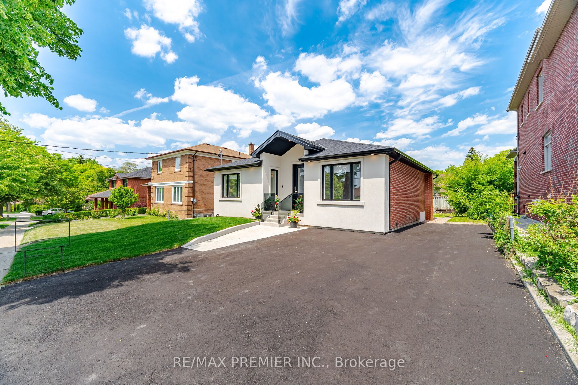 Unit Main - 62 Flamborough Drive, North York 4