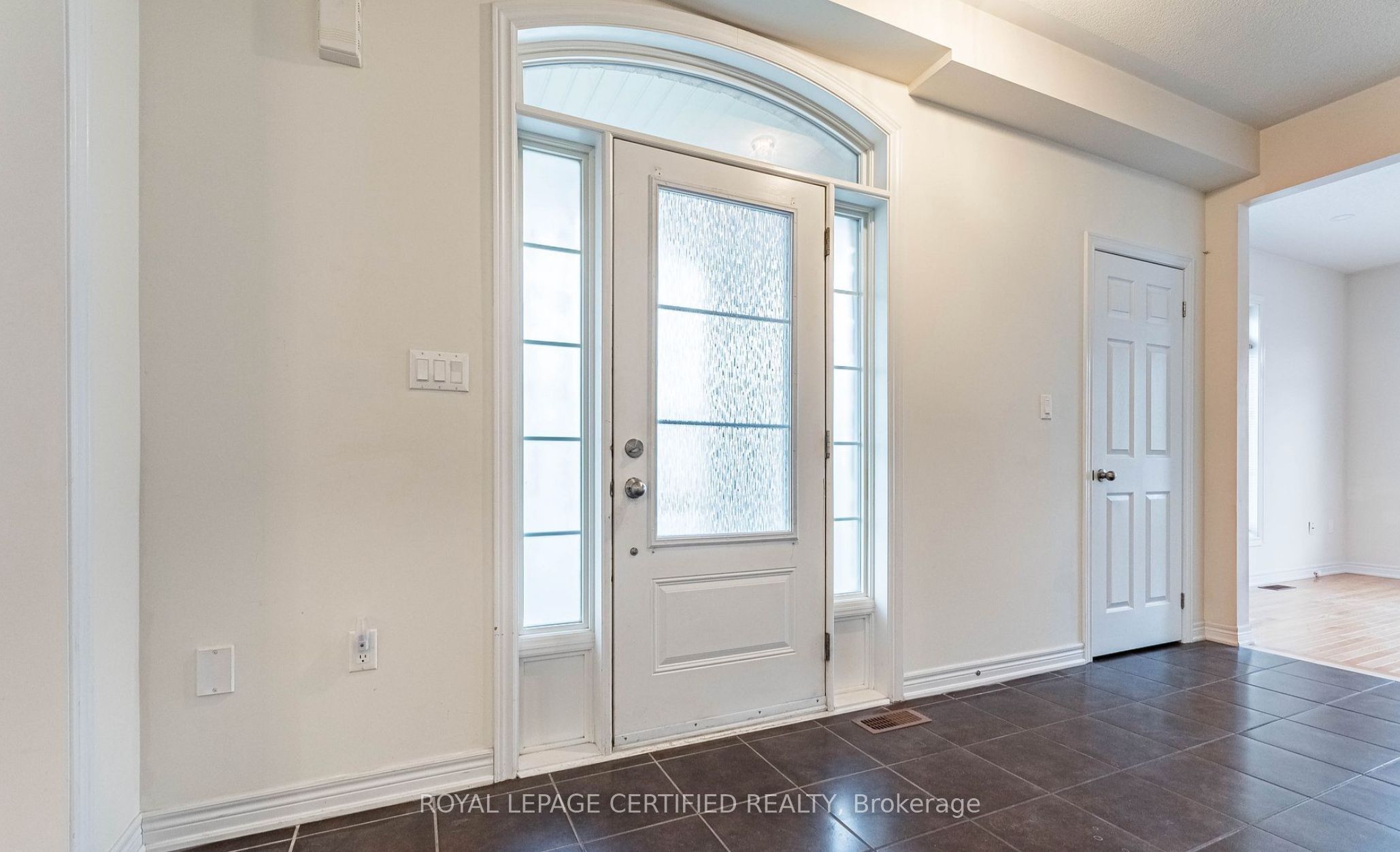 620 Asleton Blvd. Boulevard, Milton 5