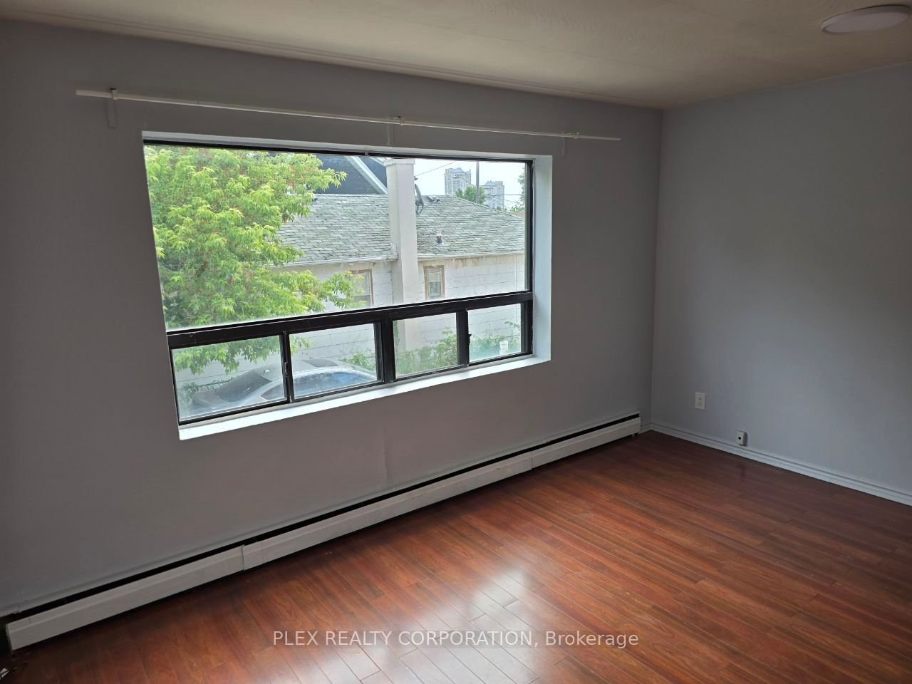 Unit 2 - 25A Milton Street, Etobicoke 3