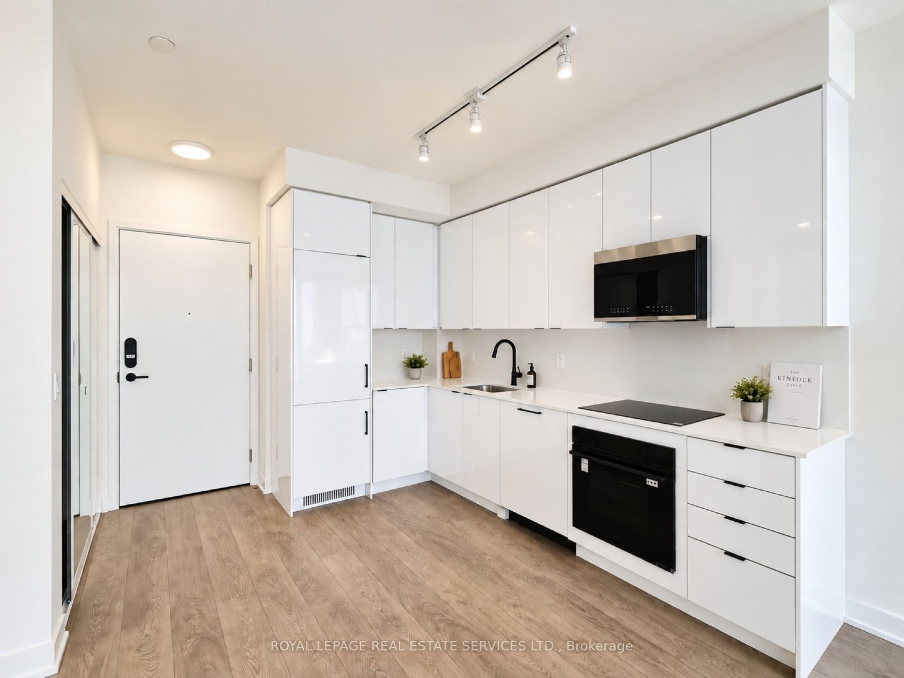 Unit 2106 - 225 Malta Avenue, Brampton 2