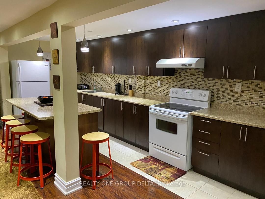 Unit Lower - 75 Donwoods Court, Brampton 3