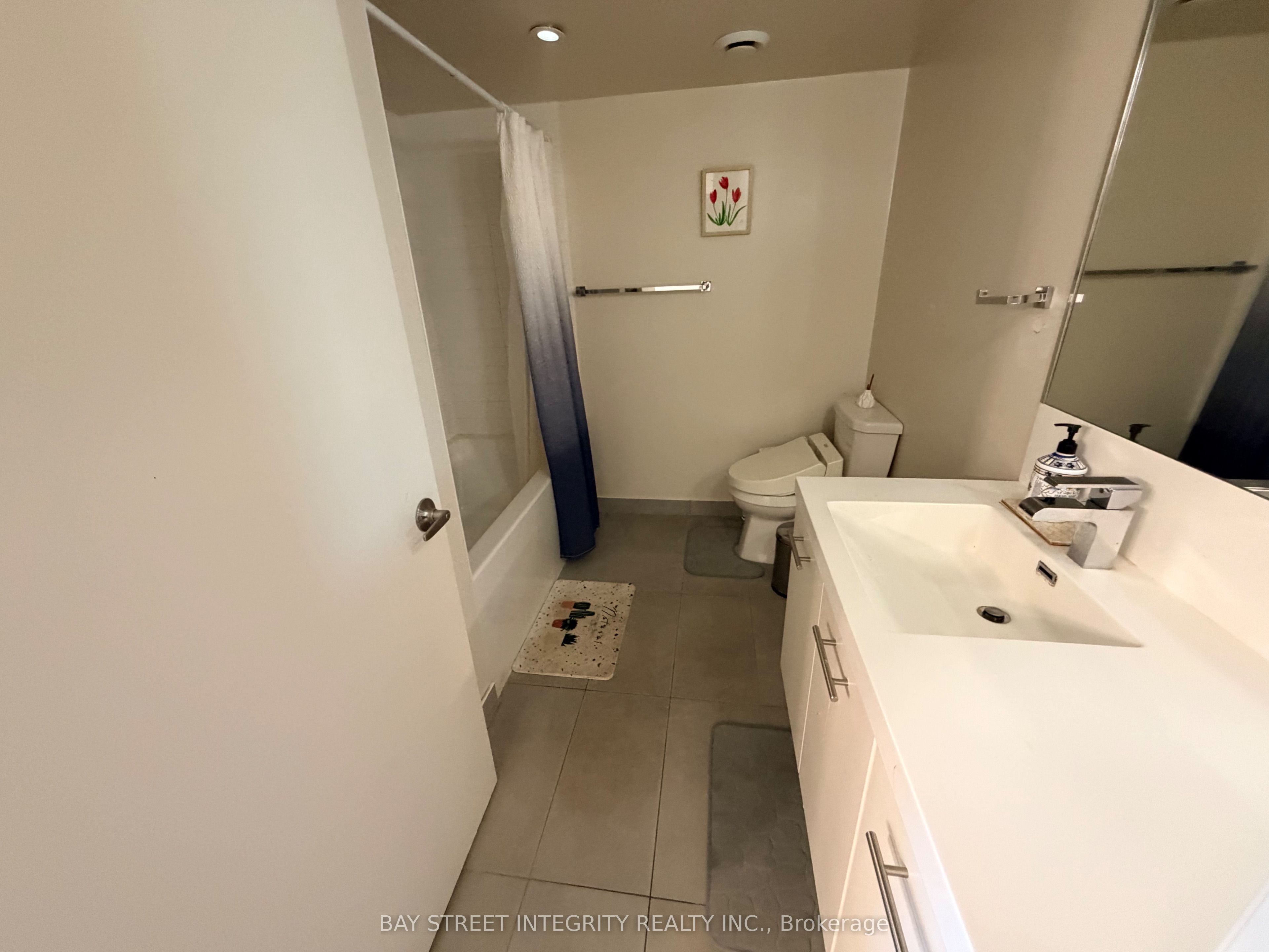 Unit 703 - 1 Valhalla Inn Road, Etobicoke 5
