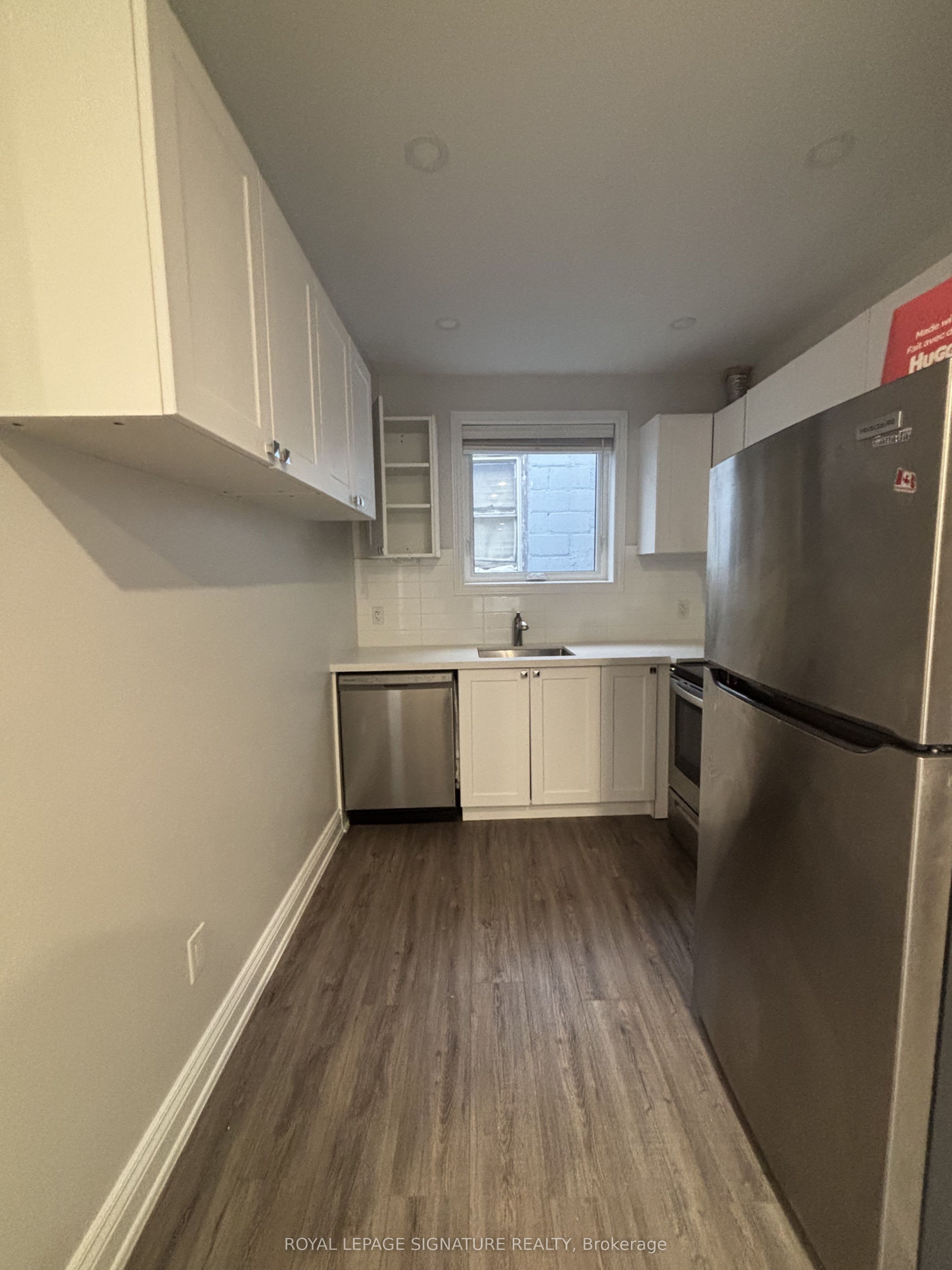 Unit 2 - 3289 Lakeshore Boulevard W, Etobicoke 3