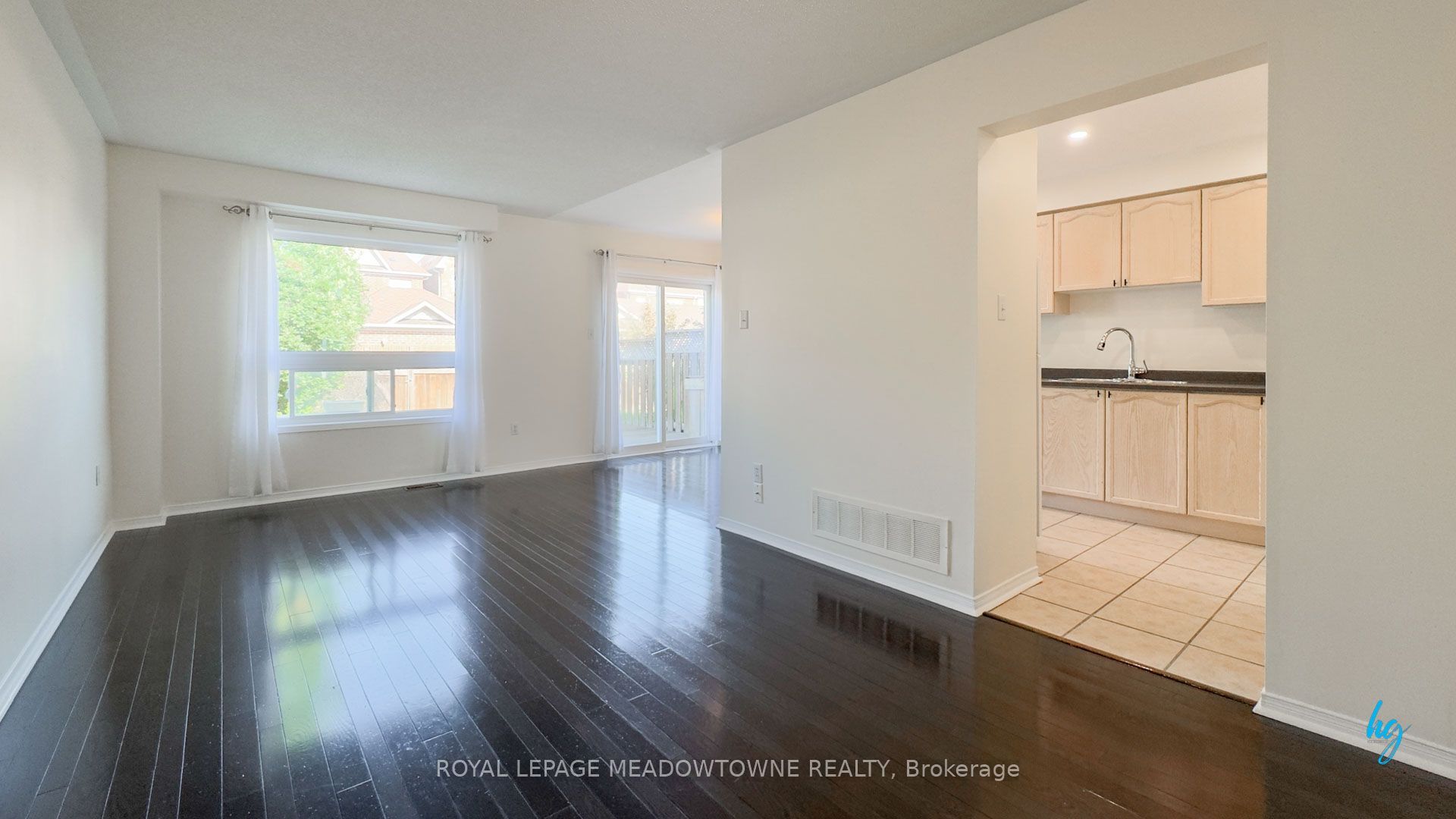 3561 Southwick Street, Mississauga 4