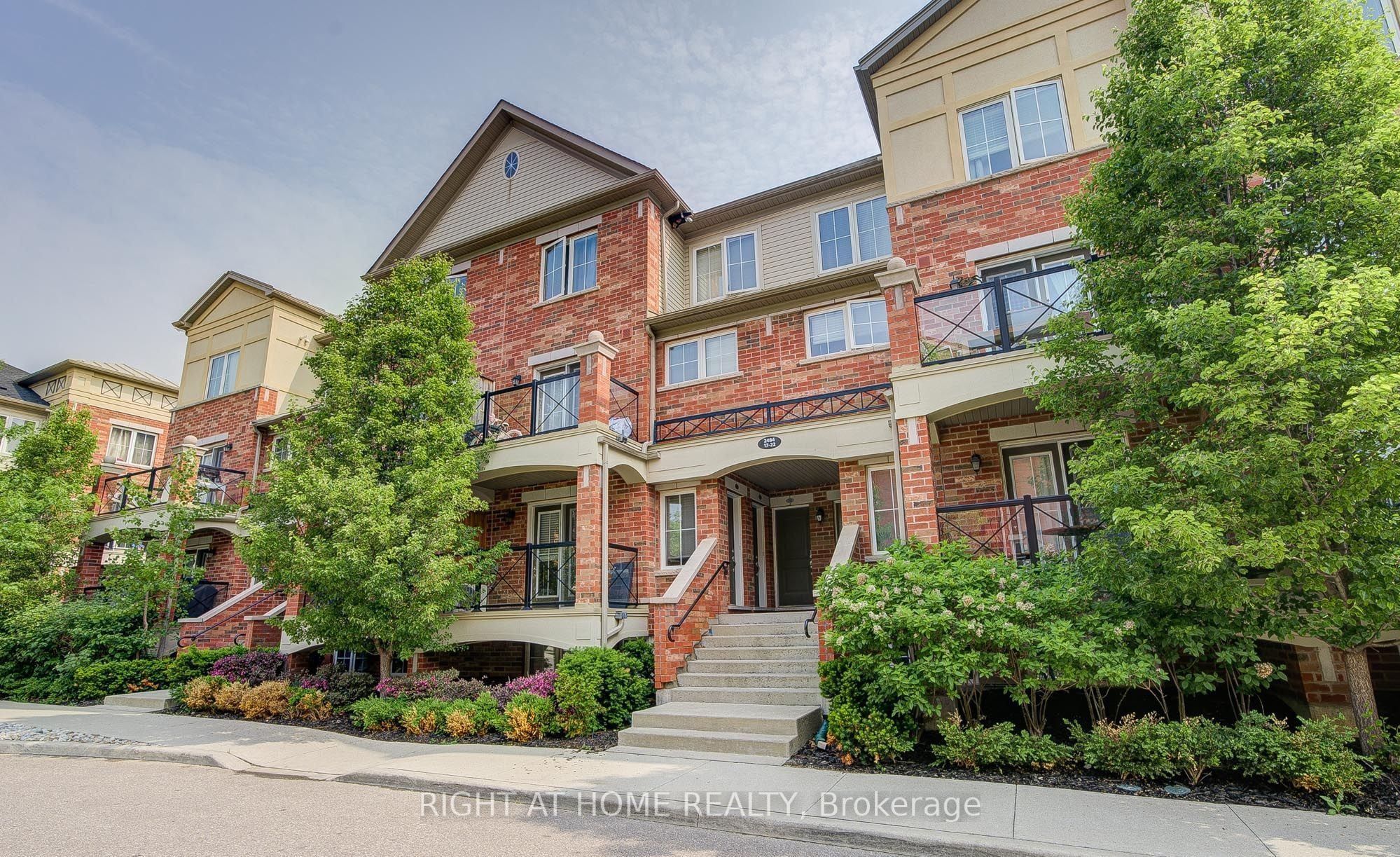 Unit 17 - 2484 Post Road, Oakville 2