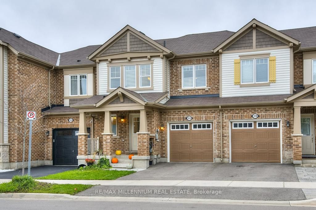 312 Gillett Point, Milton 3