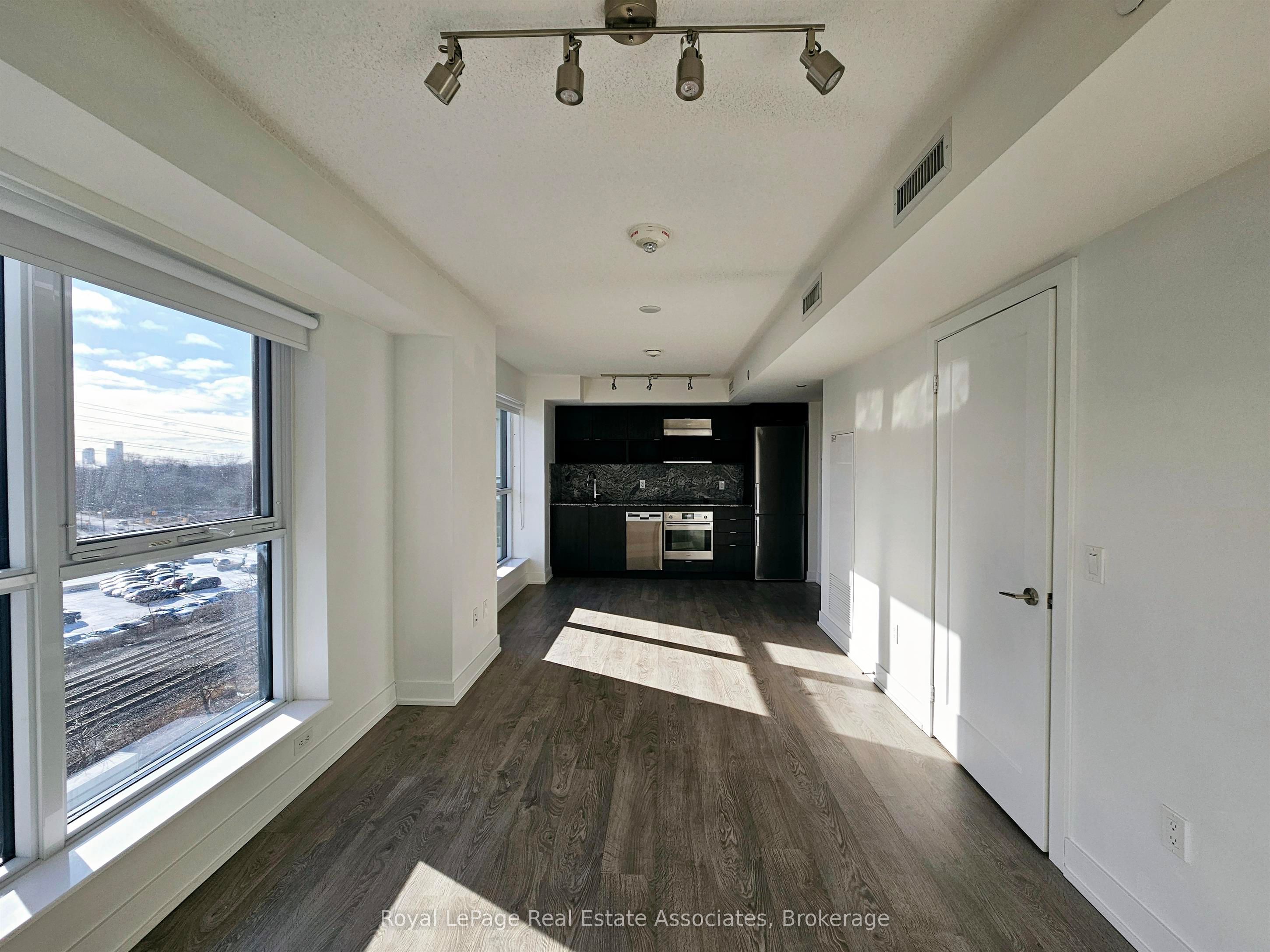 Unit 623 - 9 Mabelle Avenue, Etobicoke 5