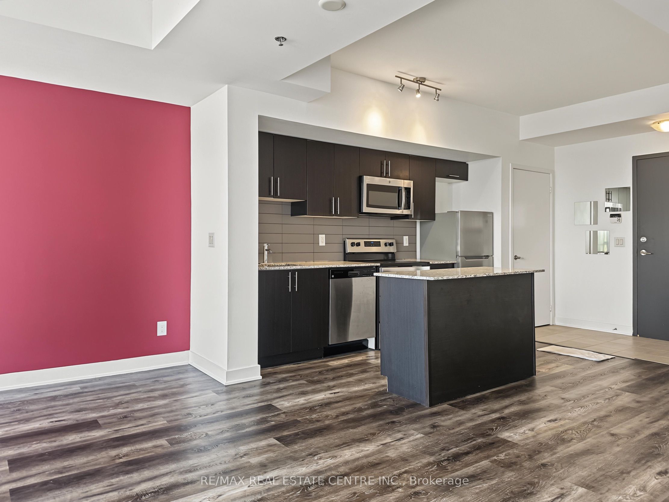Unit 911 - 11 Superior Avenue, Etobicoke 4