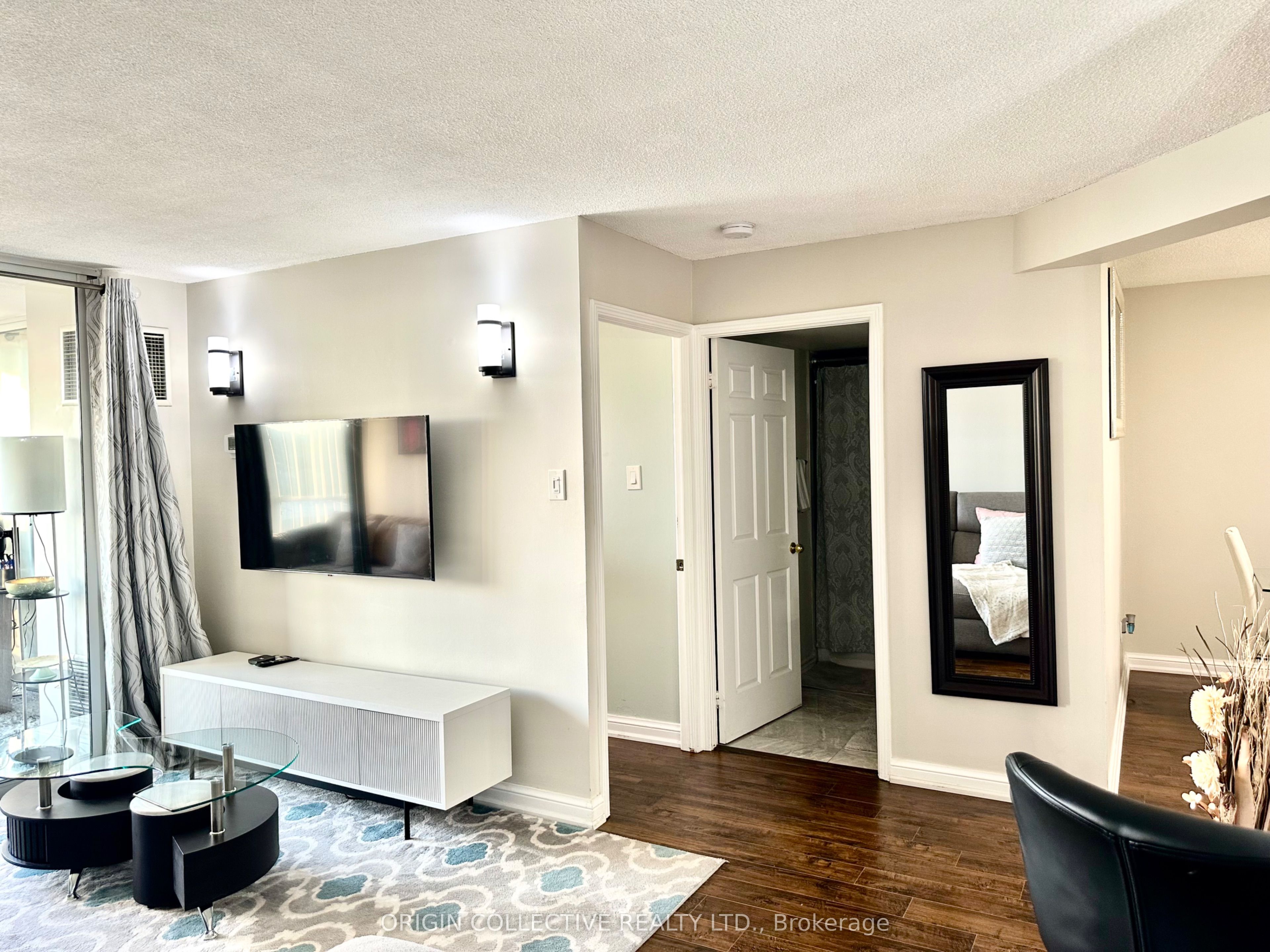 Unit 905 - 24 Hanover Road, Brampton 4