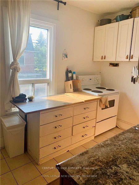 Unit 2nd Fl - 68 Howard Park Avenue, Toronto 4