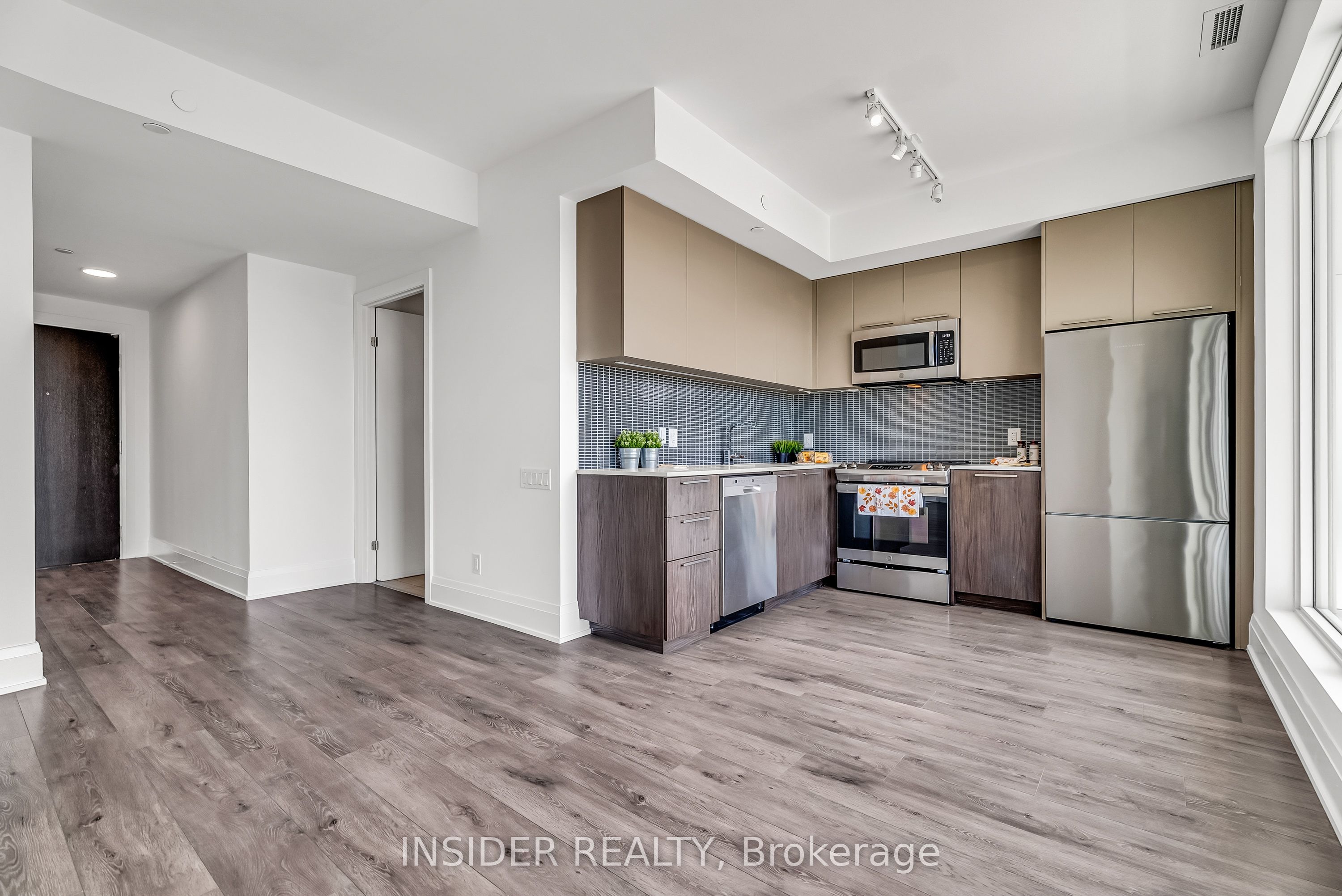 Unit 1009 - 20 Brin Drive, Etobicoke 3