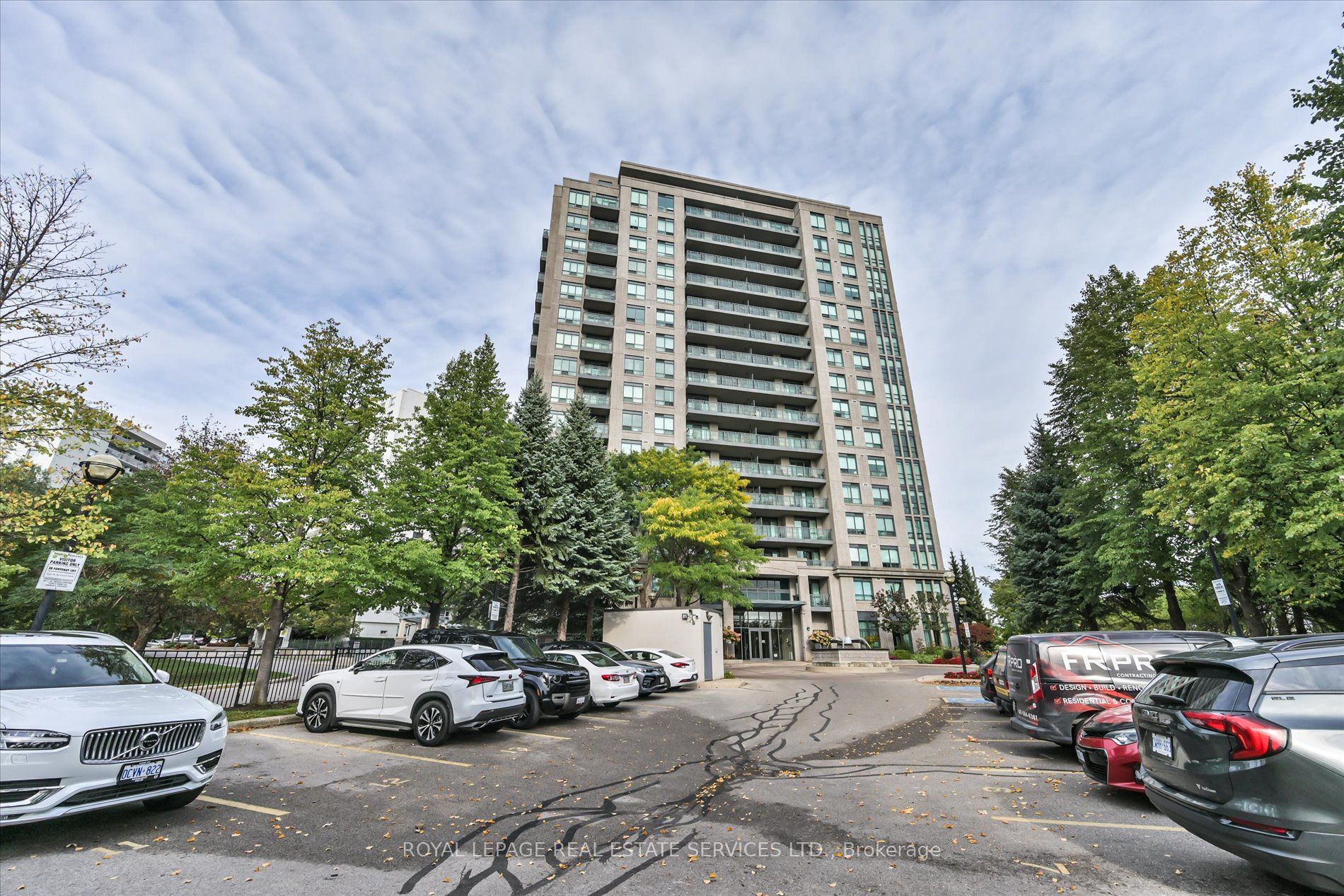 Unit 305 - 38 Fontenay Court, Etobicoke 3