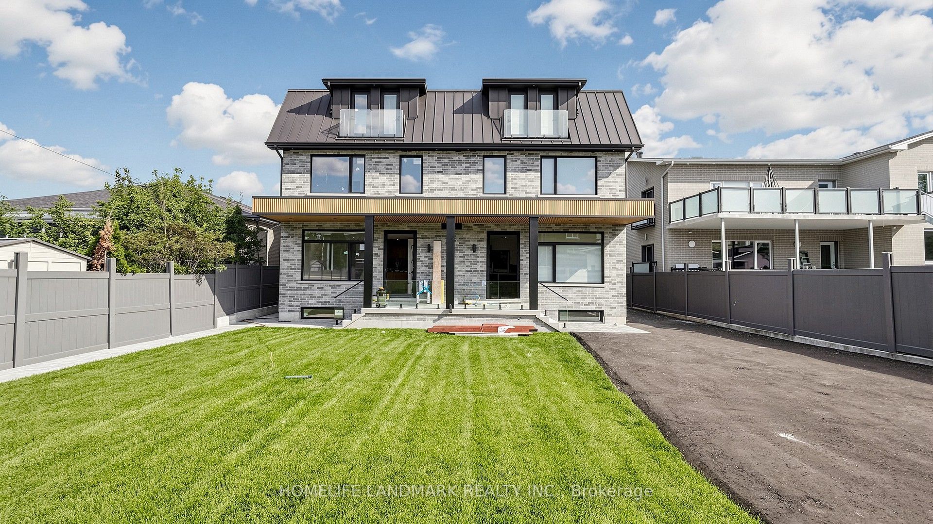 Unit Unit A - 750 Glengrove Avenue W, North York 2